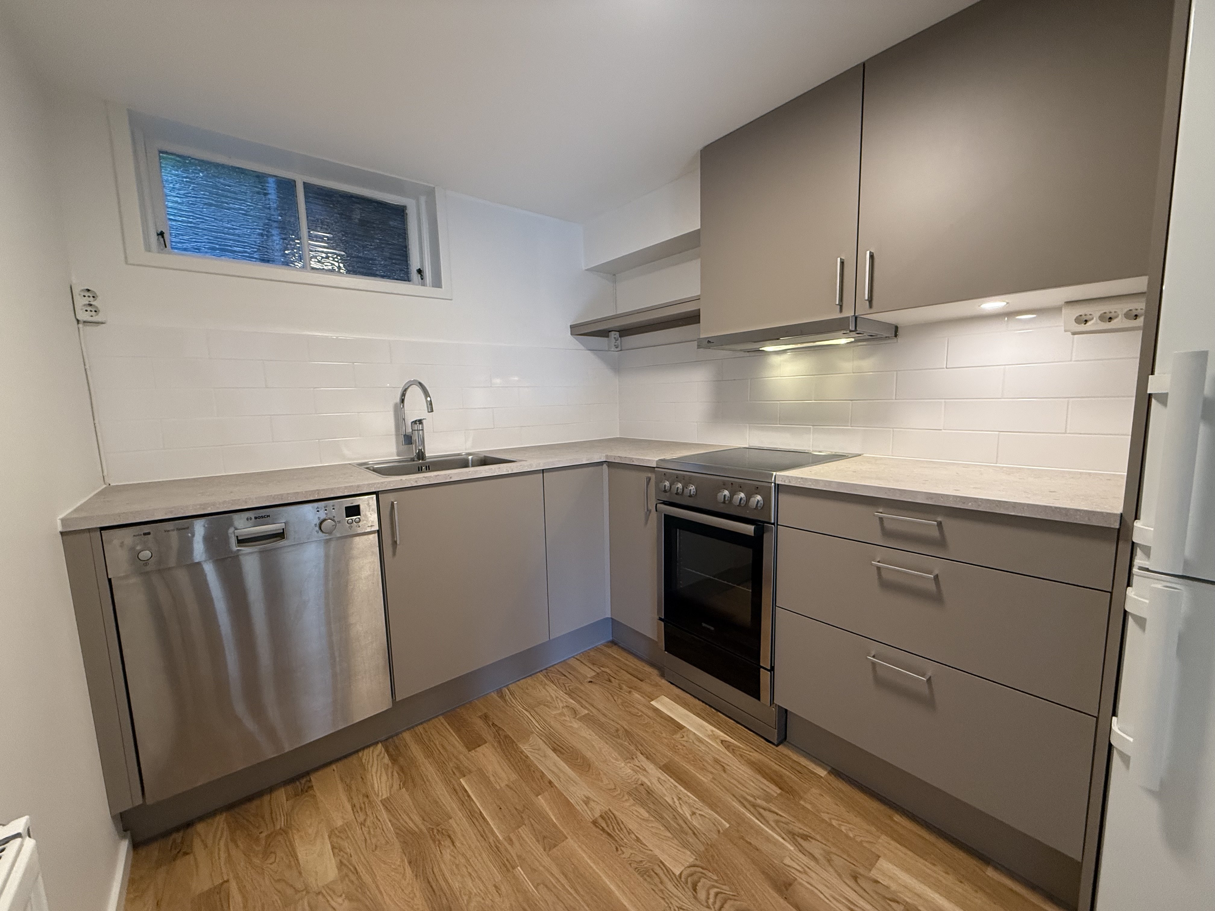Lägenhet, 1 rooms, 27 sqm, Södertälje