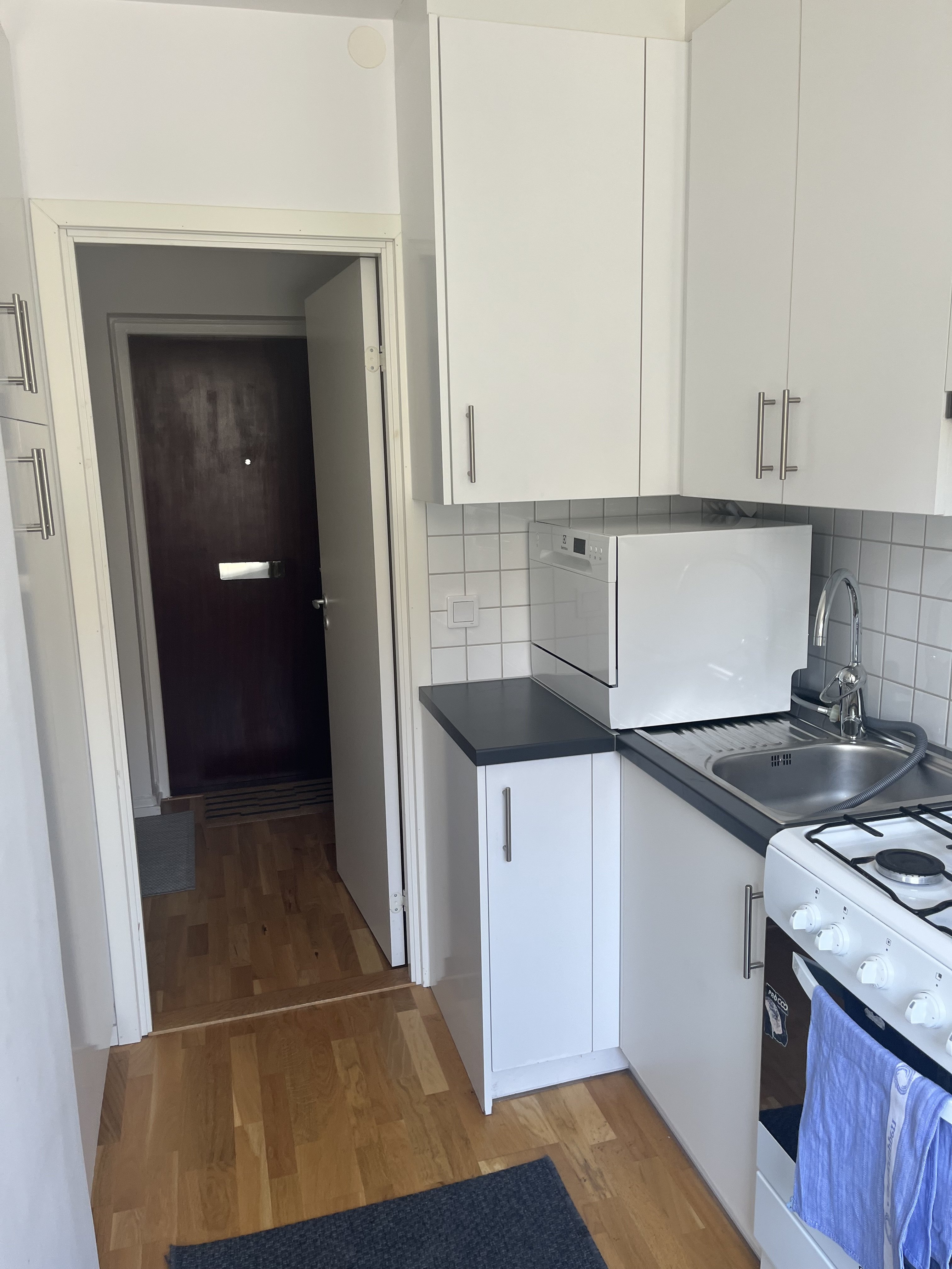 2 rum och kök, Johanneshov — 13 500 kr/mån — bild 2