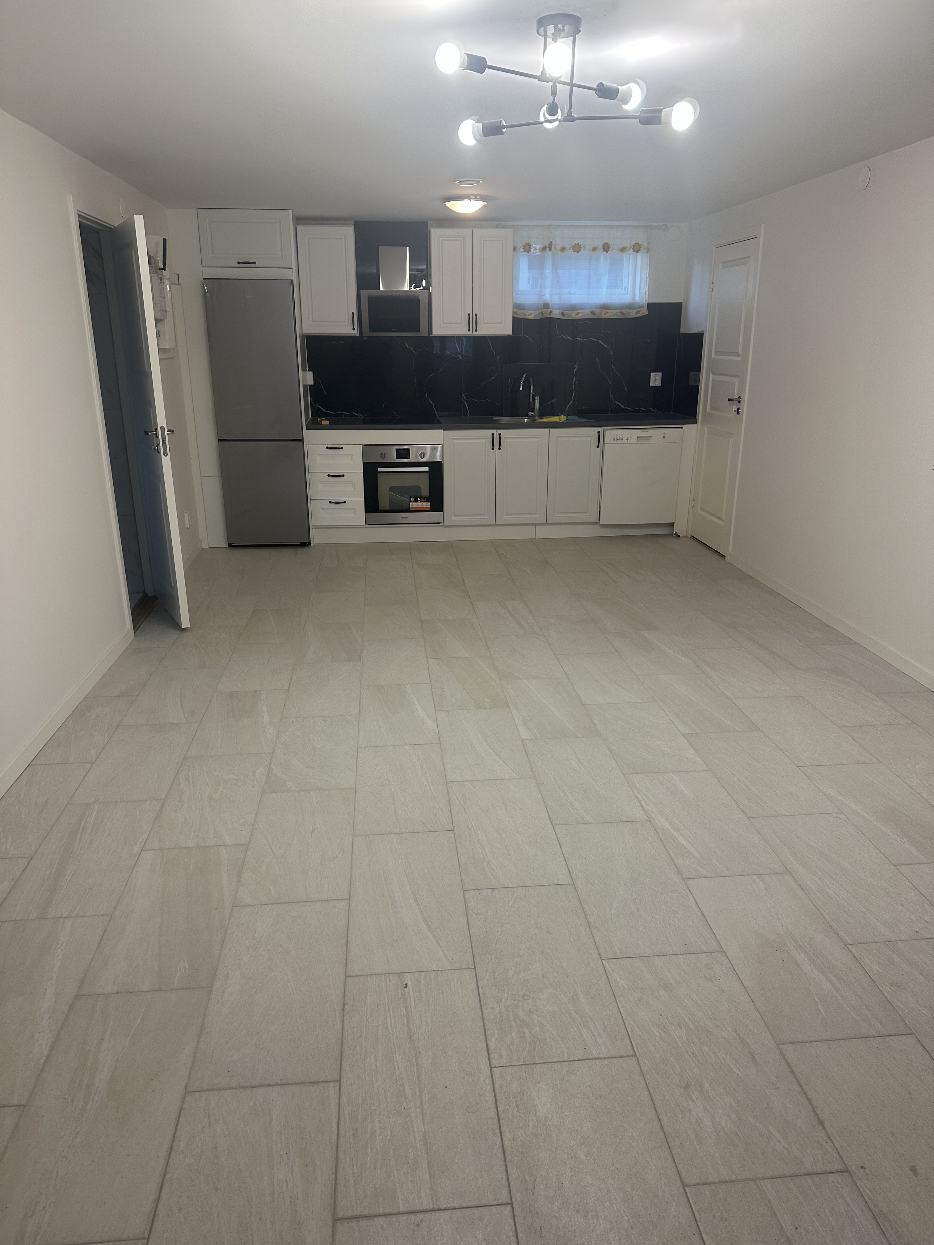 Lägenhet, 4 rooms, 100 sqm, Segeltorp