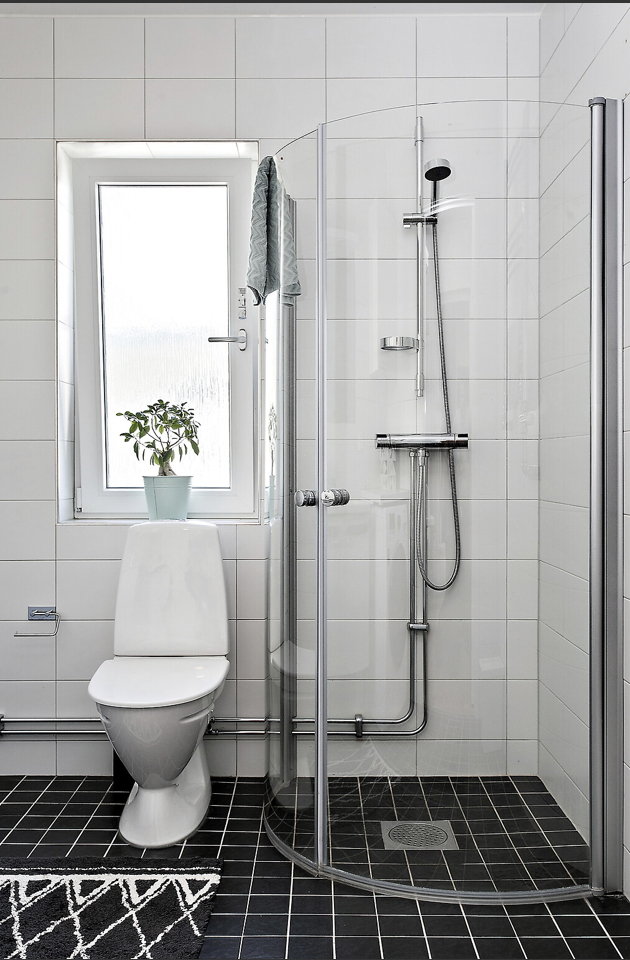 2 rok · 40 m² i Sollentuna – bild 2