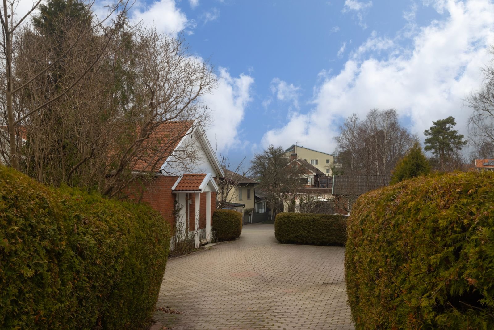Villa/Hus, 8 rooms, 242 sqm, Järfälla