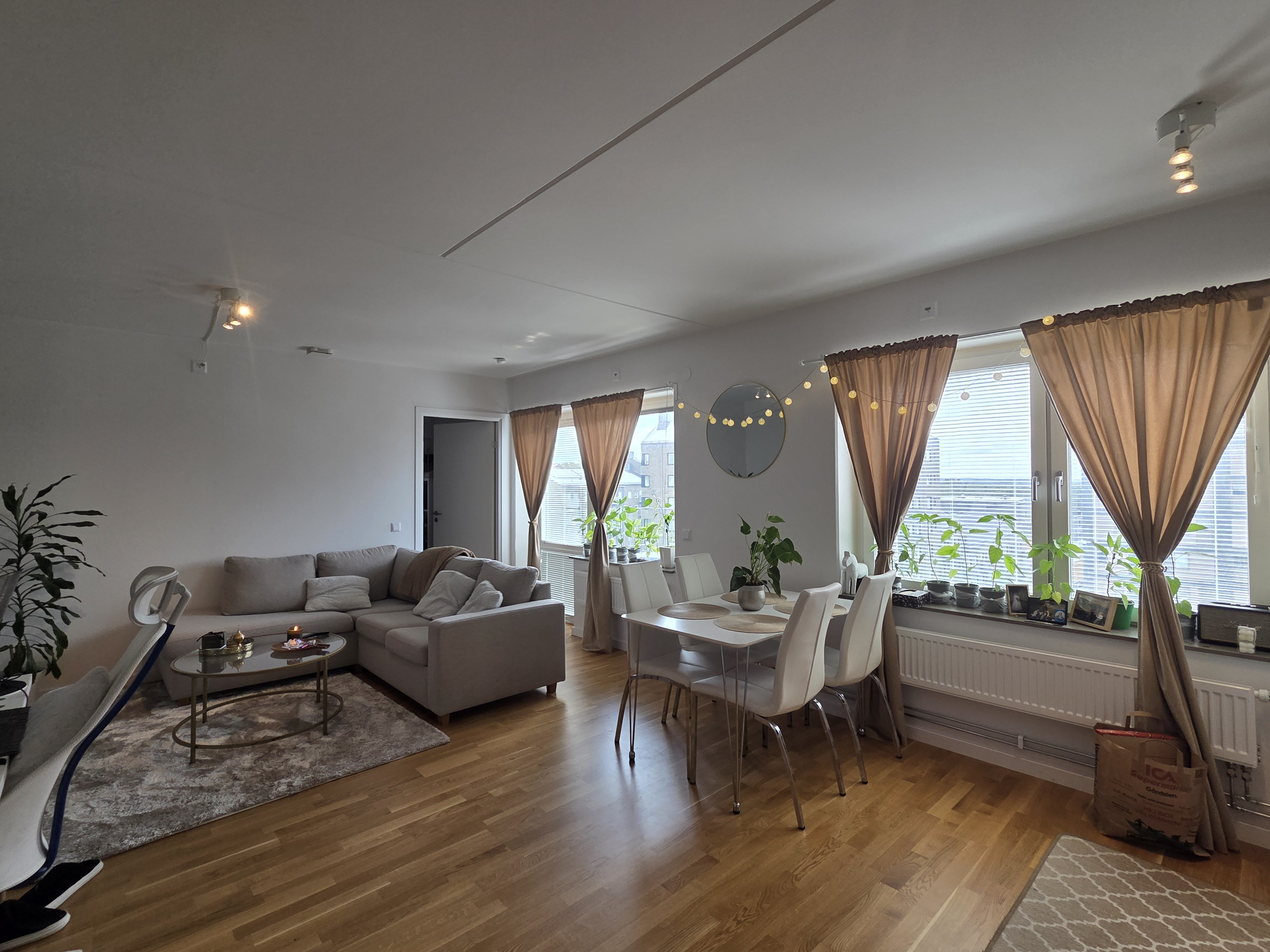 Lägenhet, 2 rooms, 54 sqm, Angered