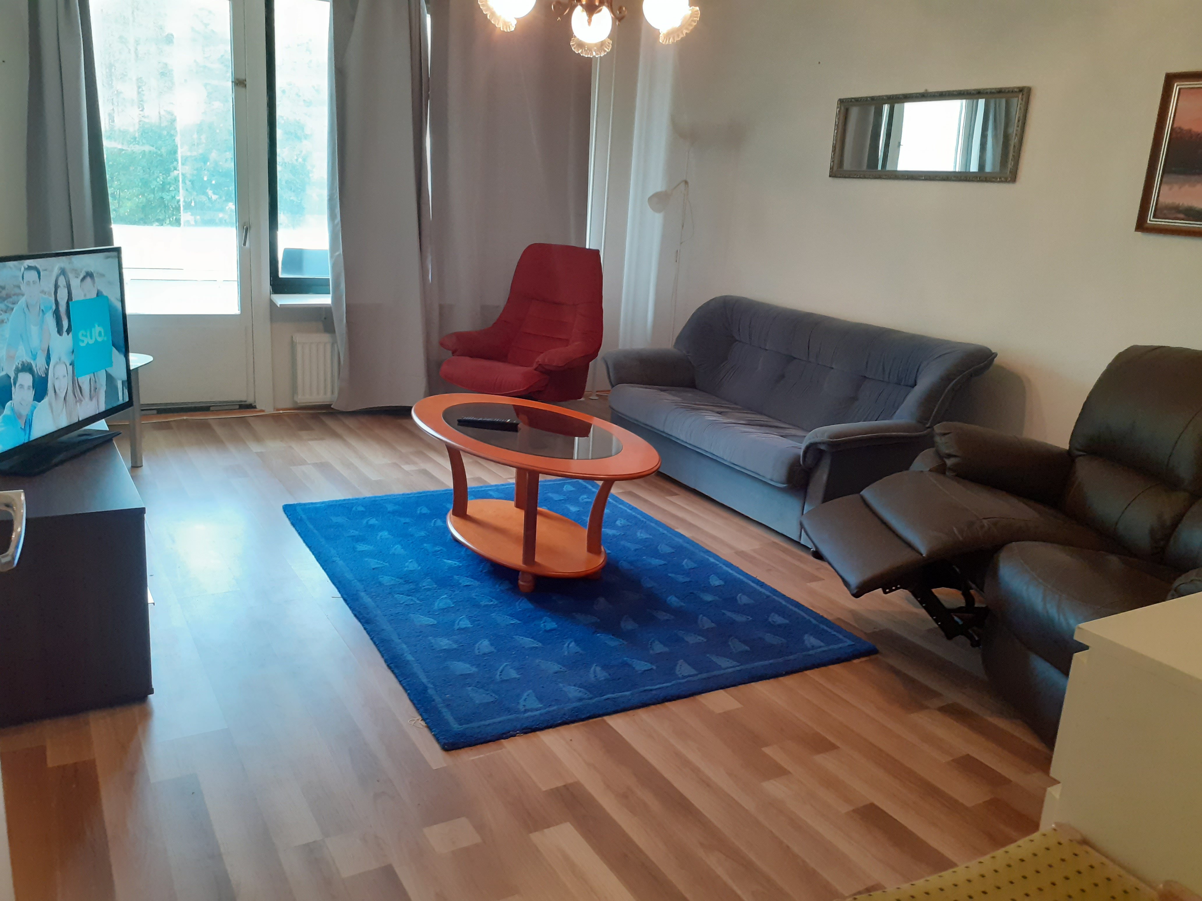 WIFI, TÄYD. KALUST. 3h+k+las. parv 1. krs, tiskik+pyykkik+ astiastot ym. 76 m² 3