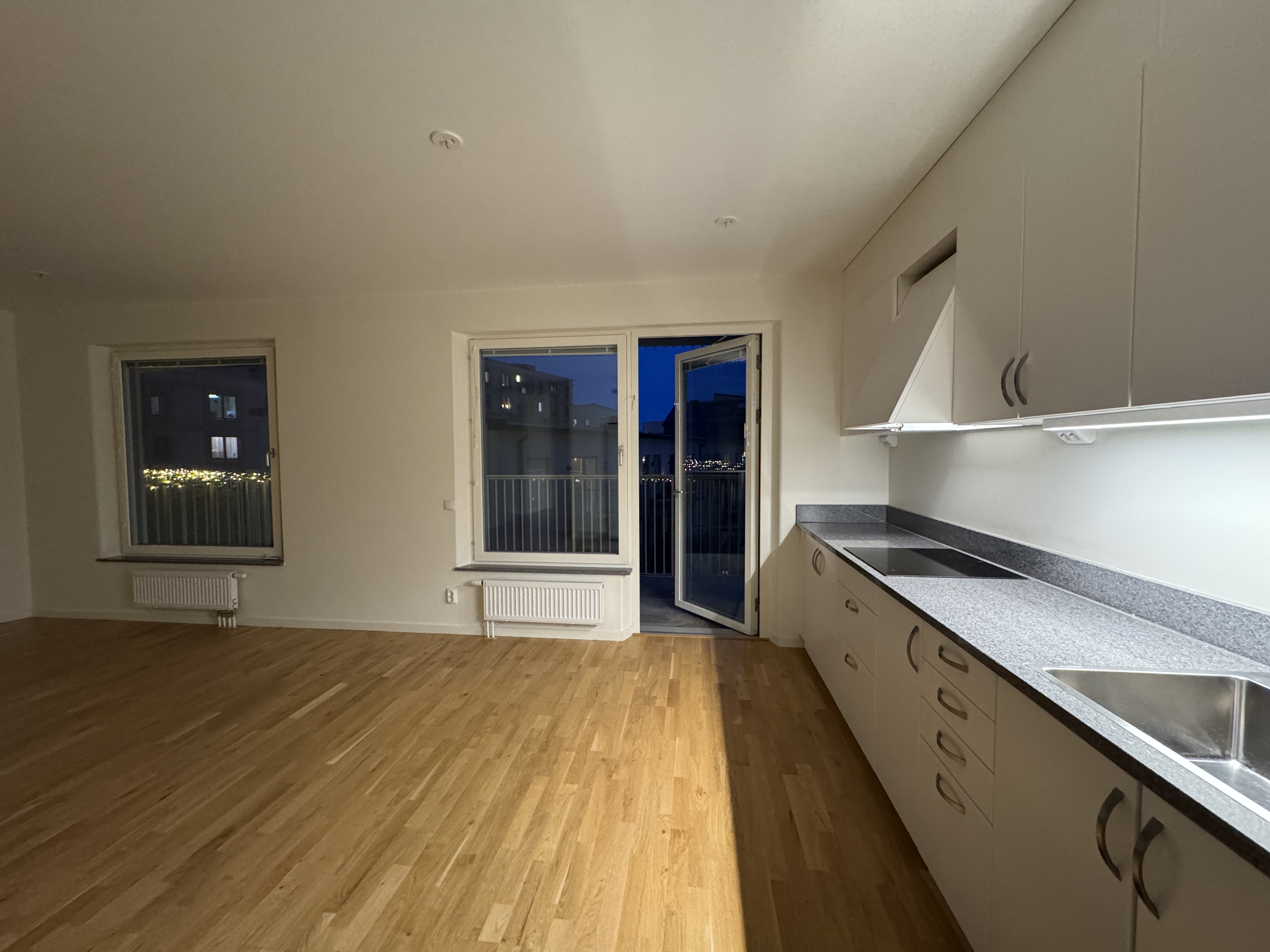 4 rok · 99 m² i Stockholm – bild 2