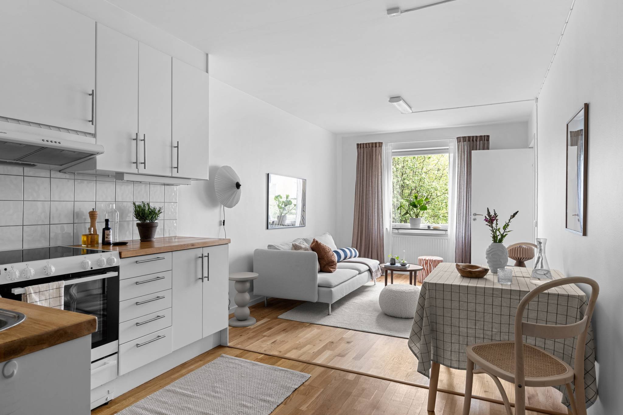 2 rum och kök, Bandhagen — 10 350 kr/mån — bild 5