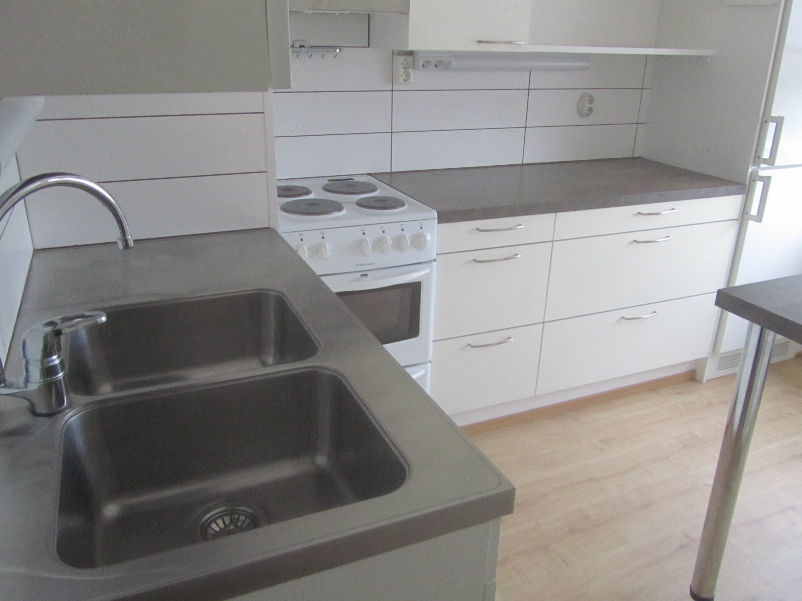 Vuokrataan KT 2h + k, 57 m², Salon keskusta torin vieressä 3