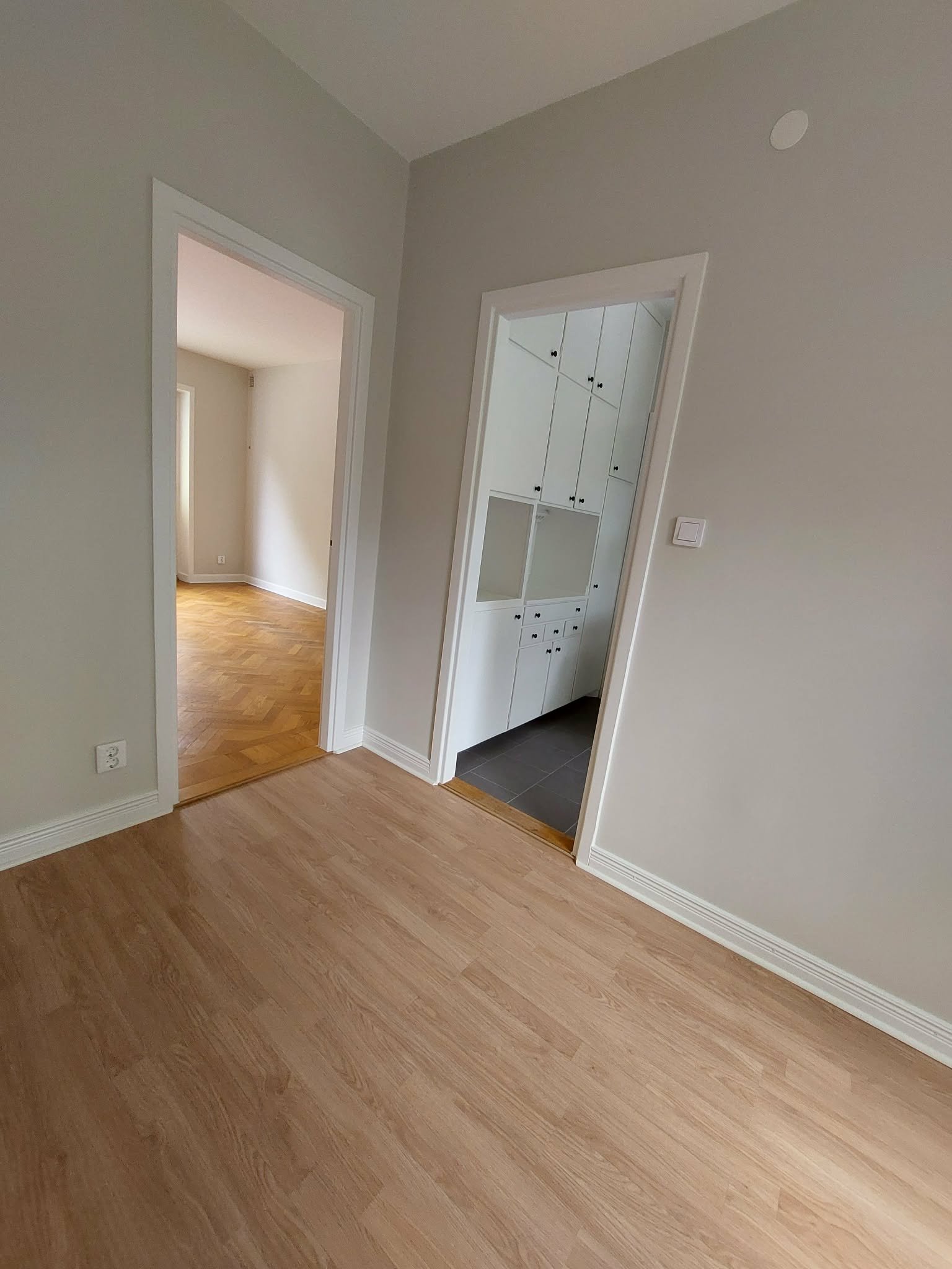 2 rum och kök, Bromma — 9 534 kr/mån — bild 2