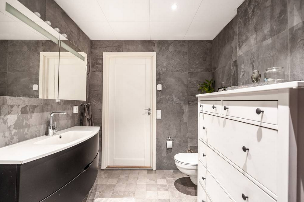 Enöglavägen, Enköping