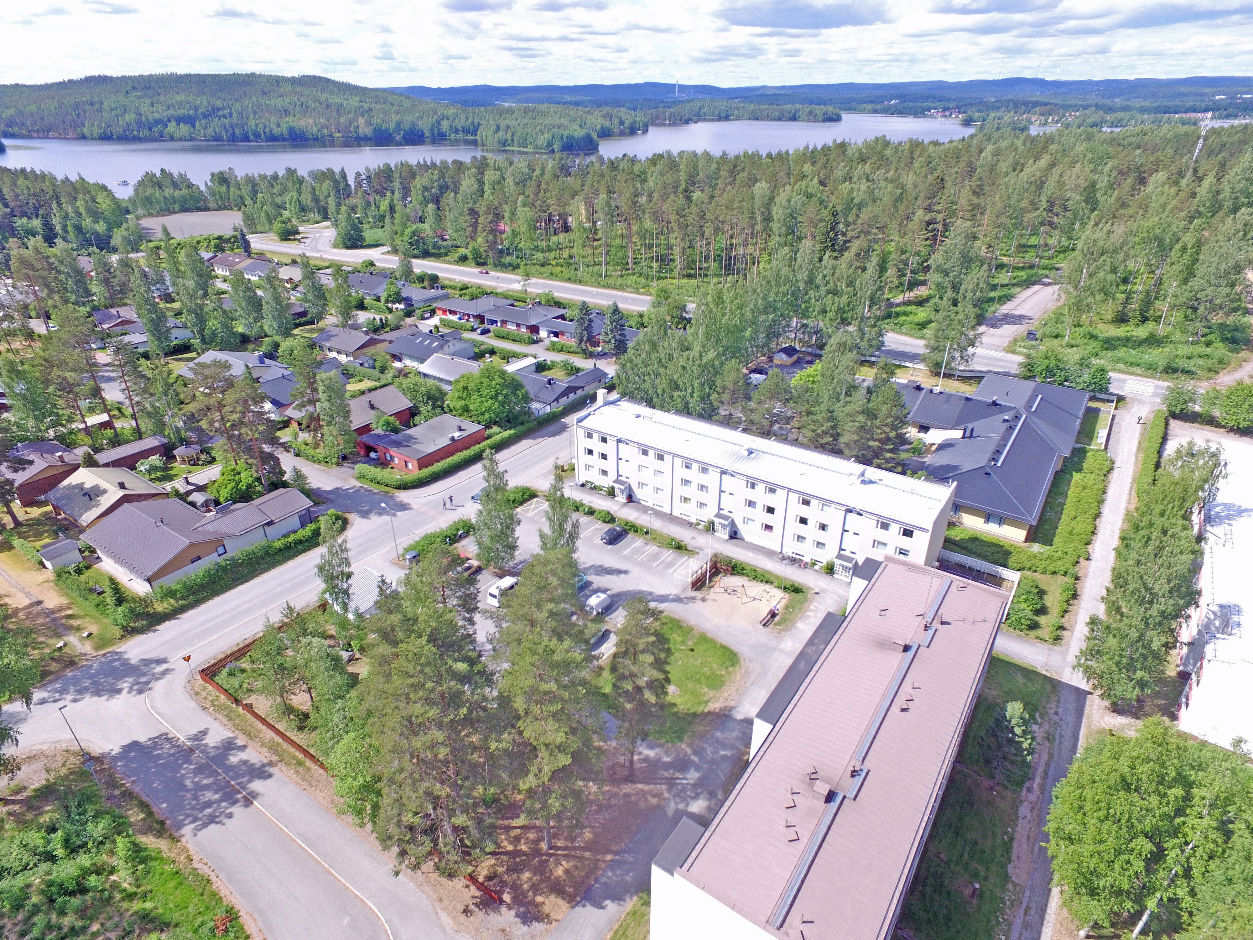 Saunallinen tilava kaksio isolla parvekkeella 1