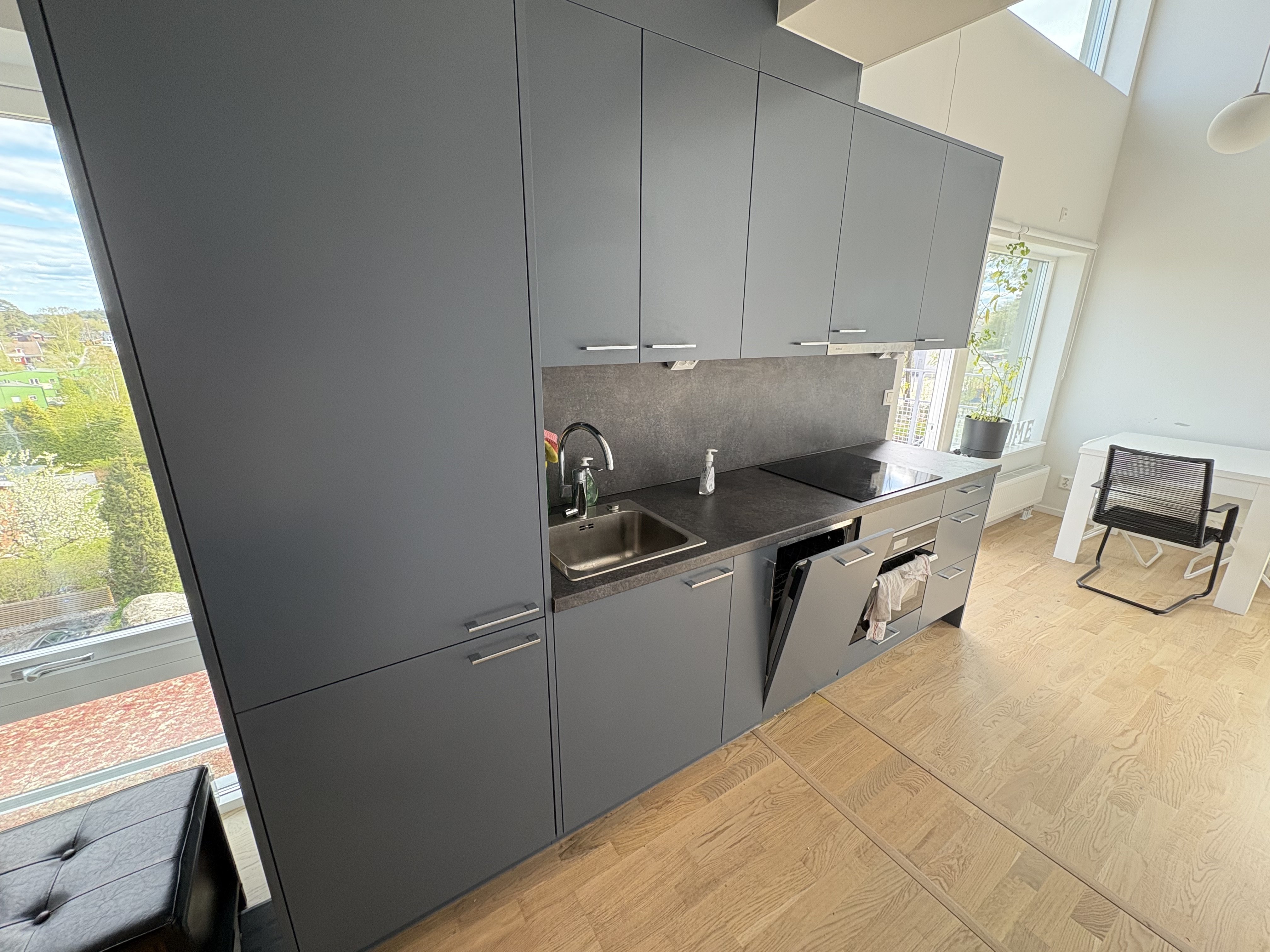 2 rum och kök, Hässelby — 10 746 kr/mån — bild 2