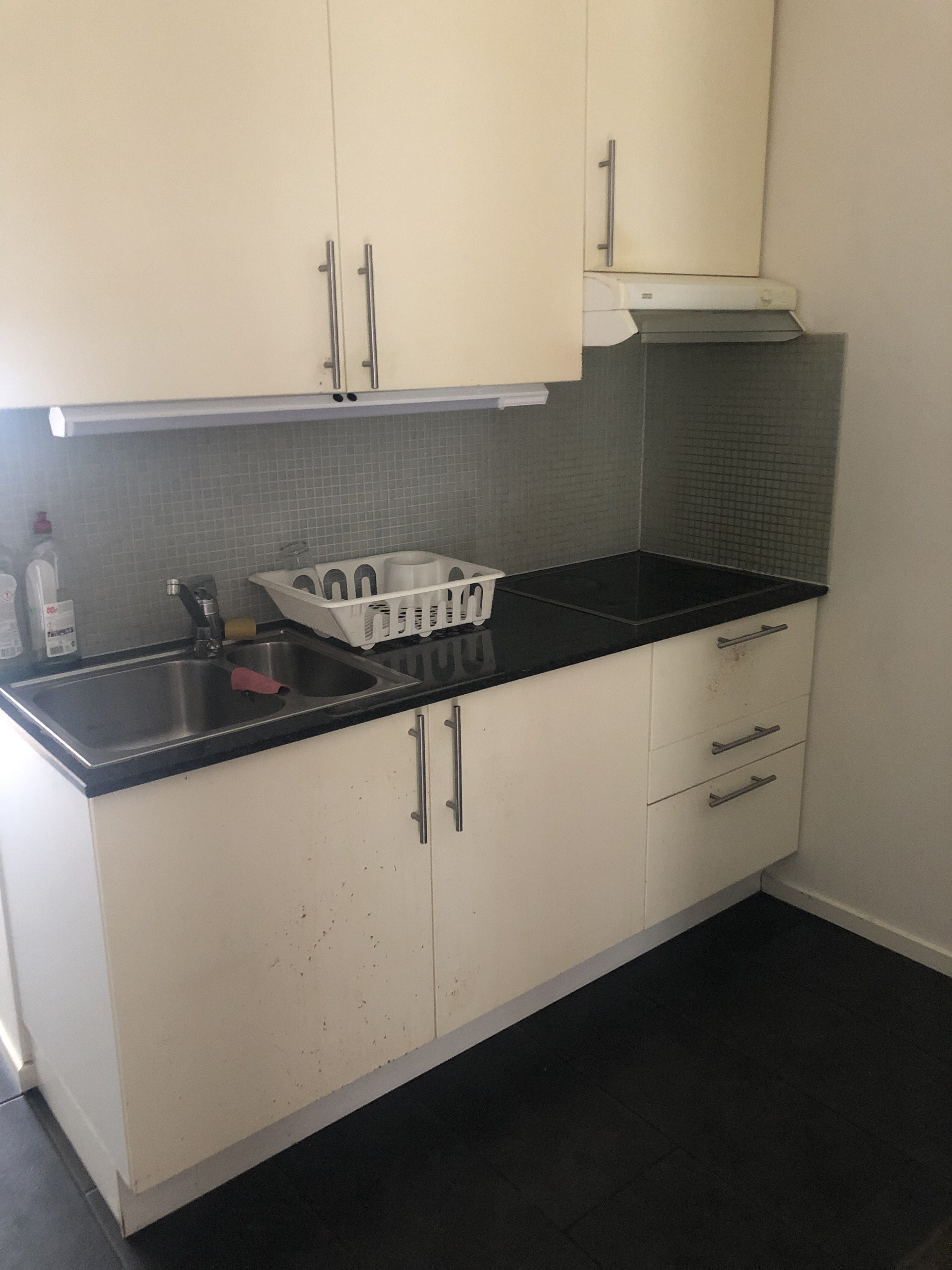 1 rum och kök, Skärholmen — 9 000 kr/mån — bild 2