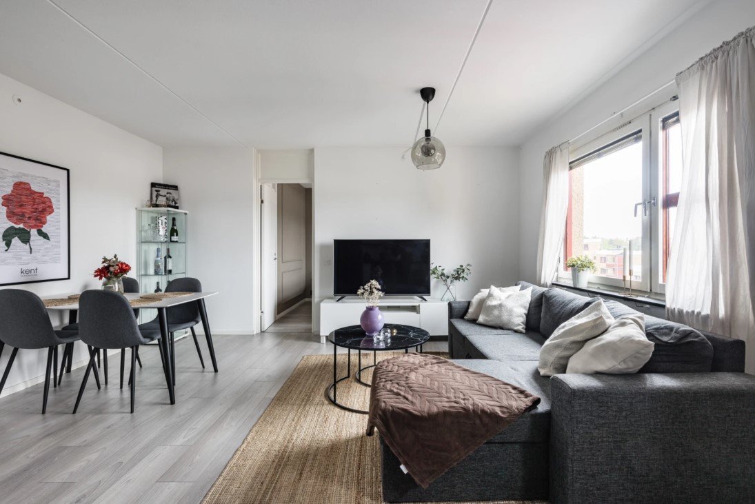 Lägenhet – Stockholm, Kista - Bild 2