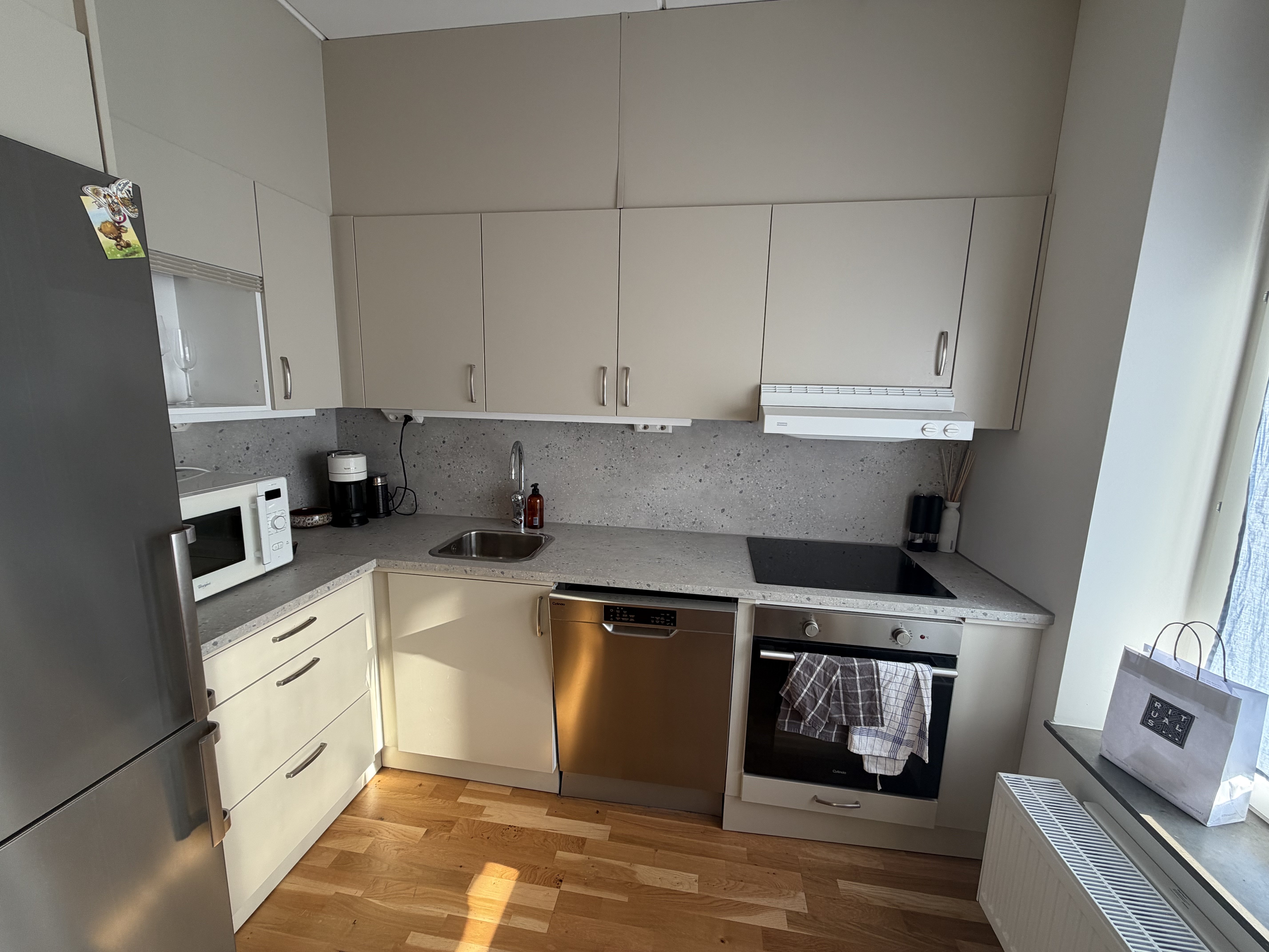 Lägenhet, 1 rooms, 35 sqm, Brandbergen