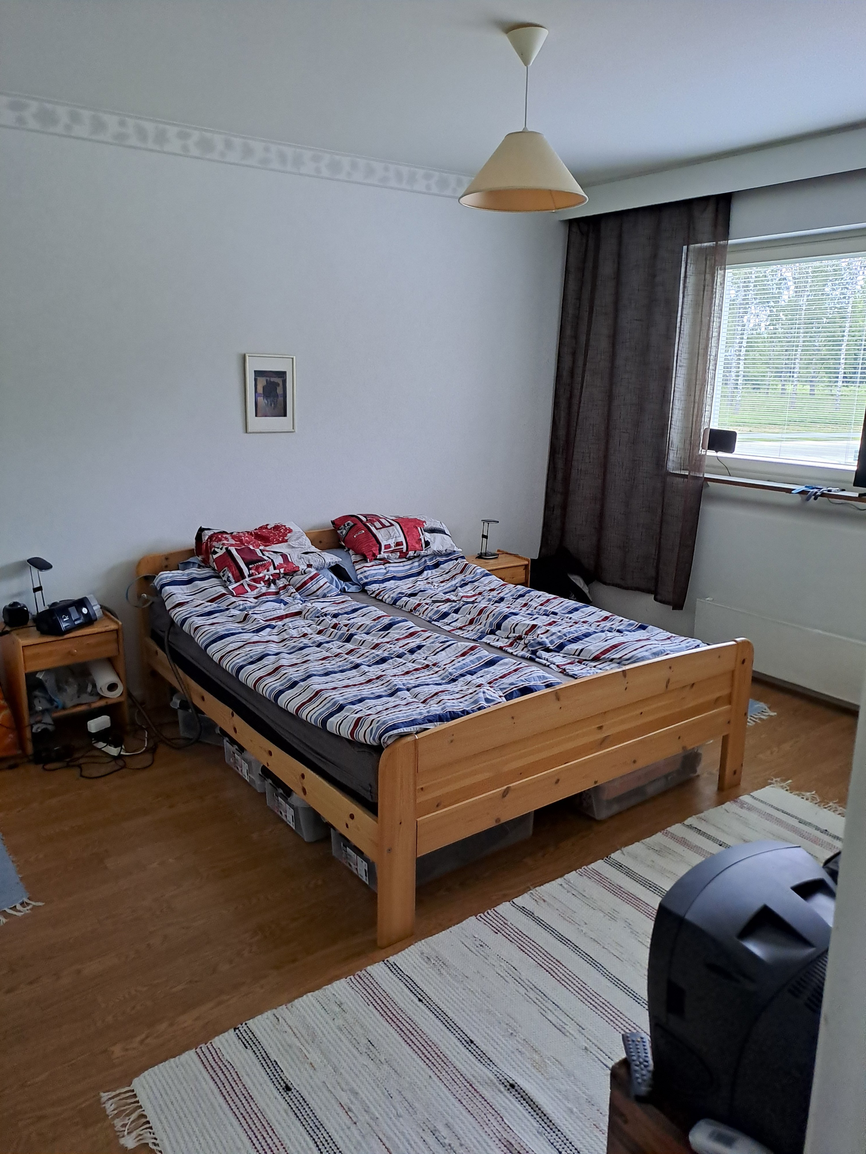Siisti kolmio lähellä keskustaa. 3