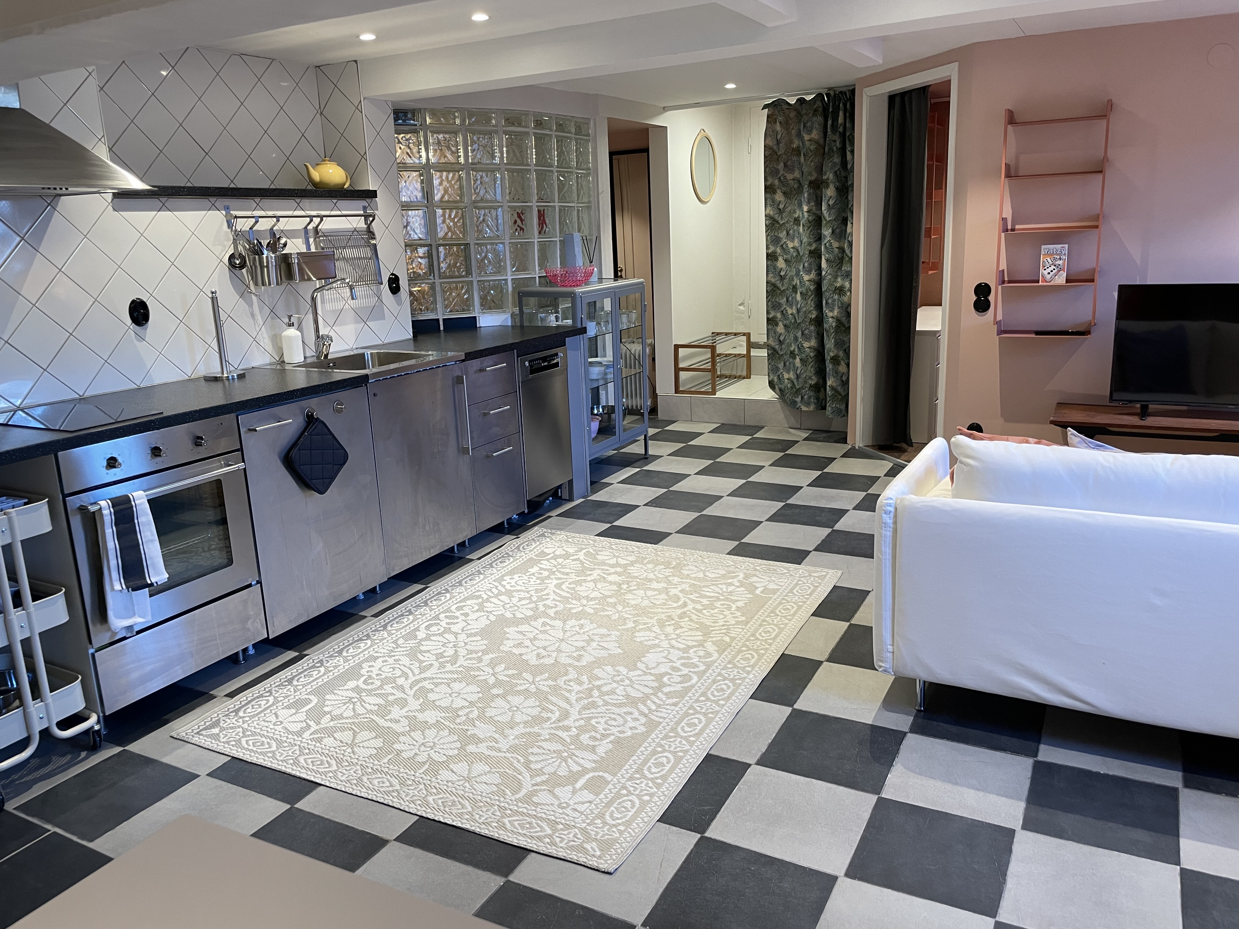 Lägenhet, 2 rum, 45 kvm, Visby