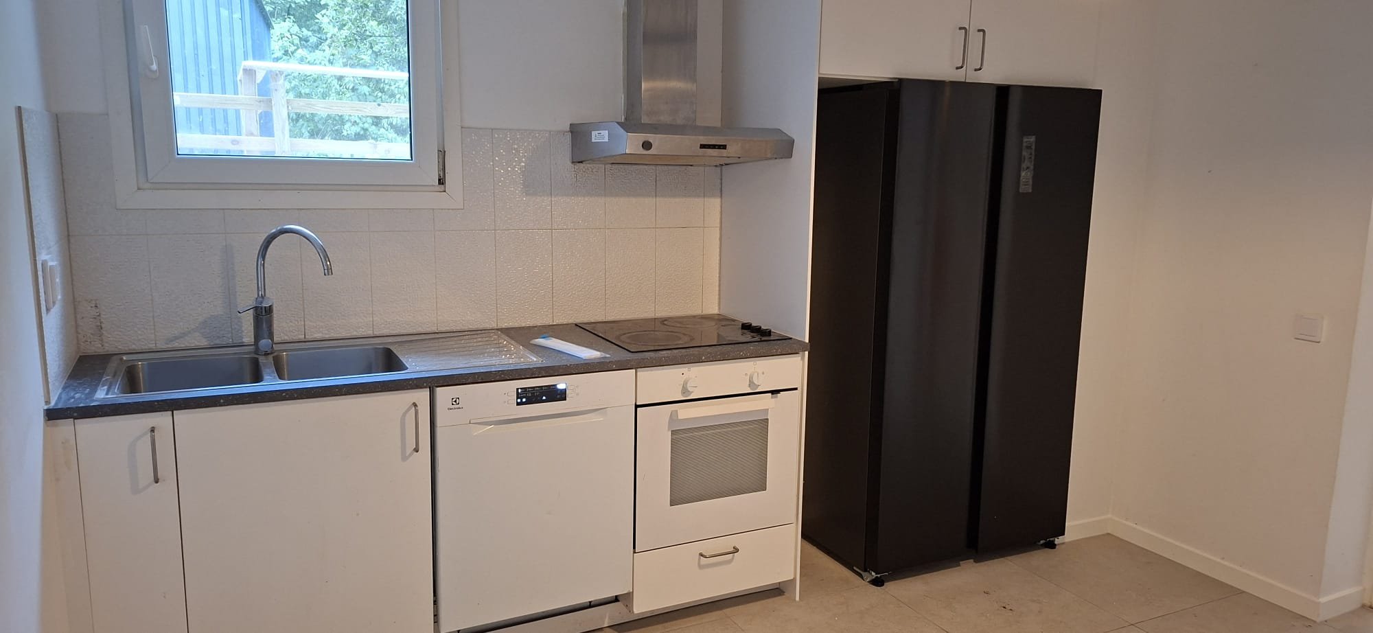 4 rum och kök, Hammarkullen, 15 000 kr/mån, bild 3