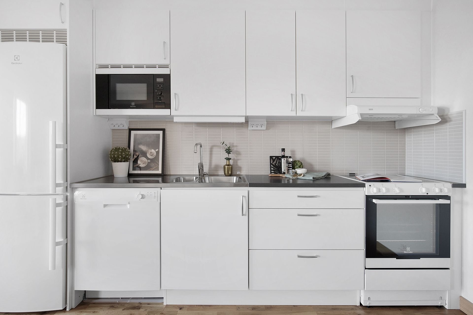 Lägenhet, 1 rooms, 37 sqm, Skärholmen