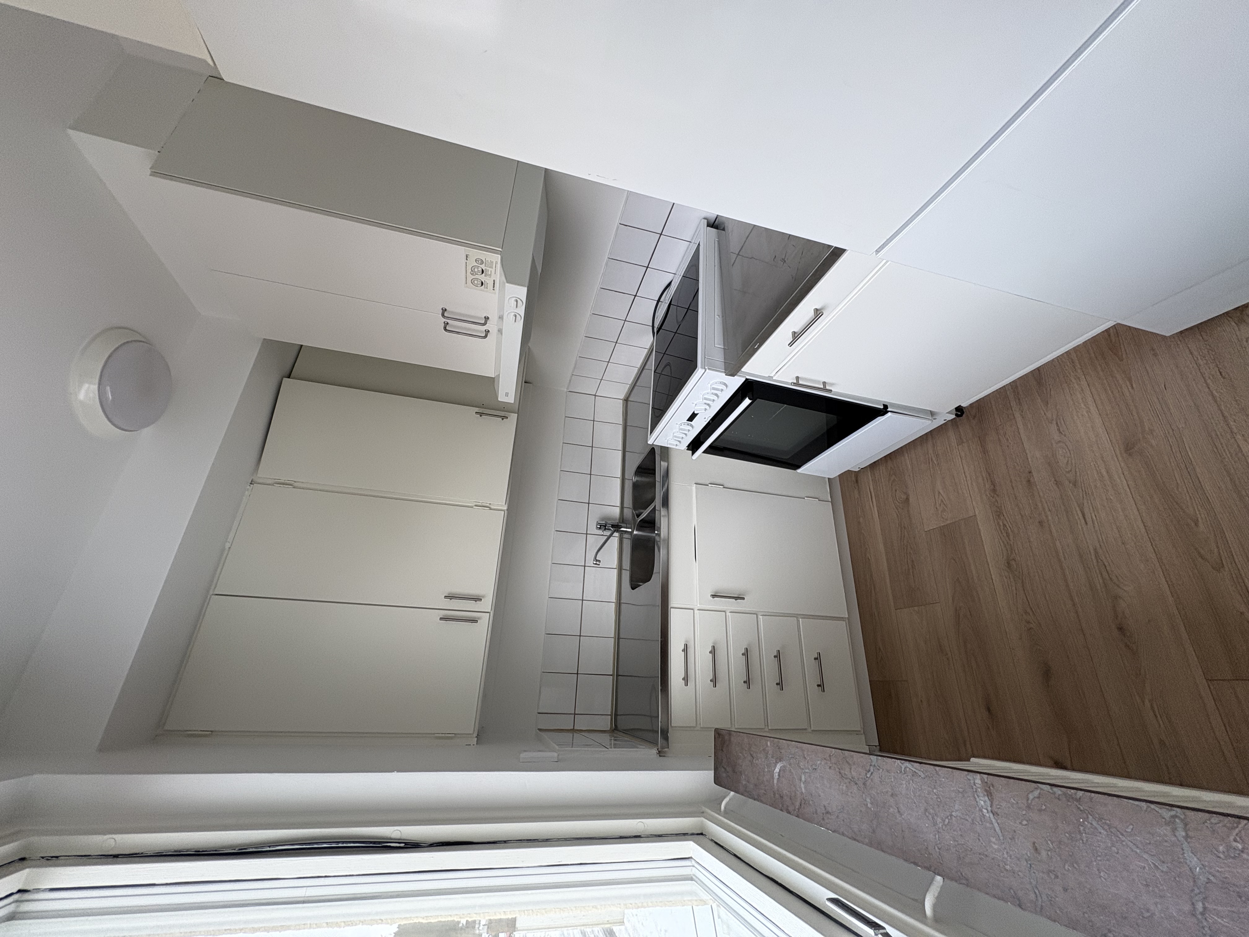 1 rok · 28 m² i Göta – bild 5