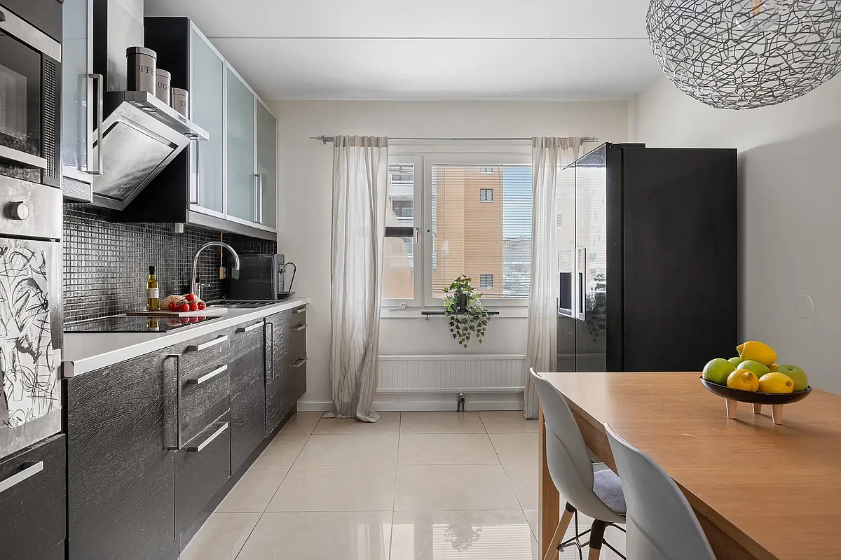 Sorögatan, Kista — photo 4