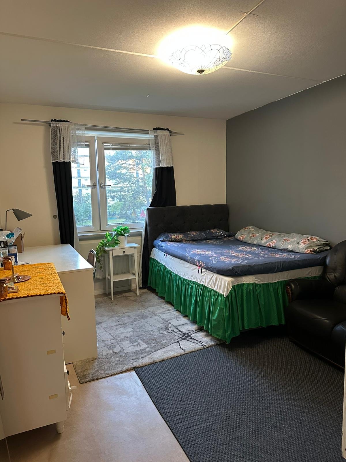Lägenhet – Stockholm, Husby - Bild 2