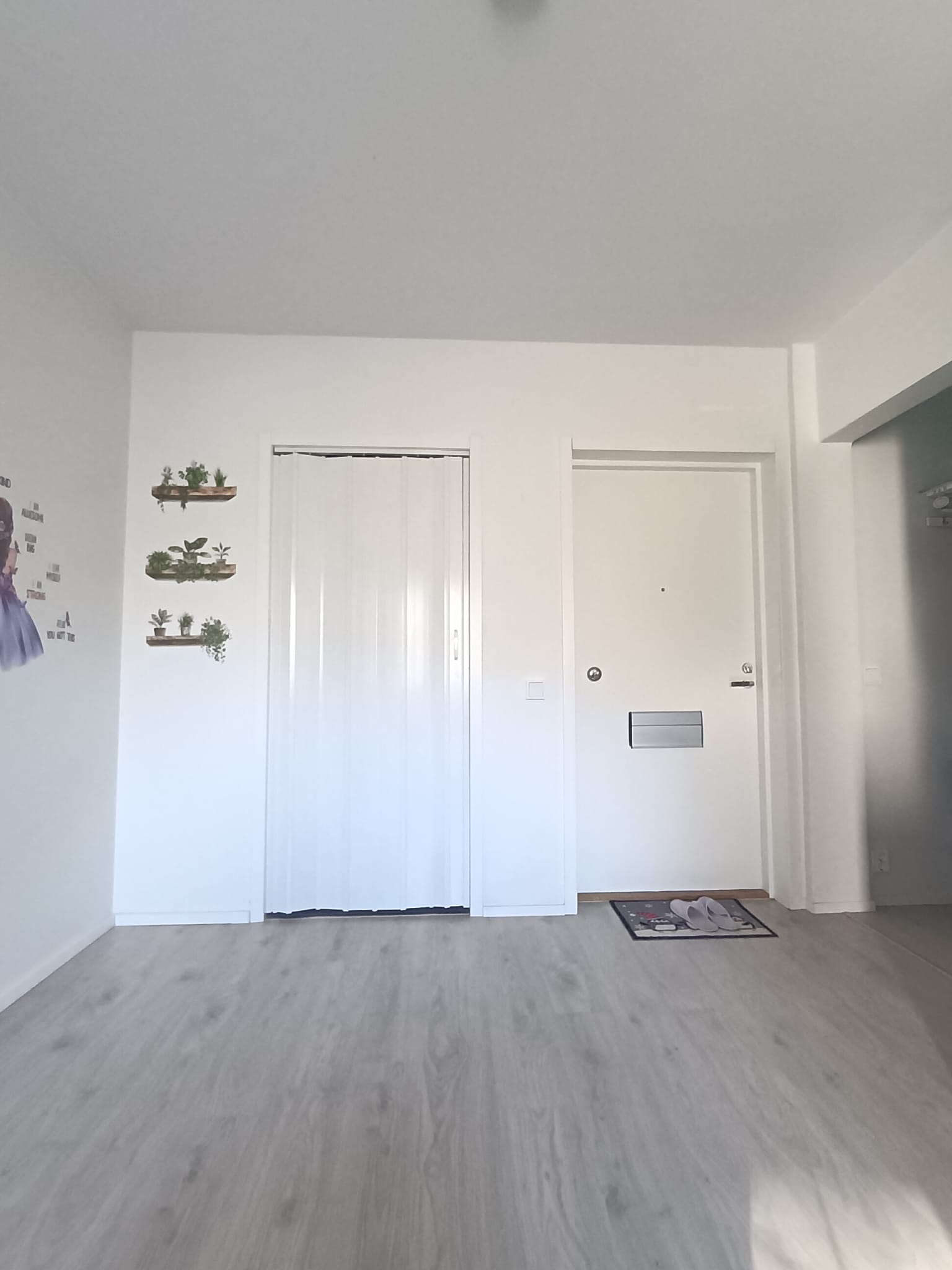 Täysin remontoitu yksiö Suolaketiellä 4