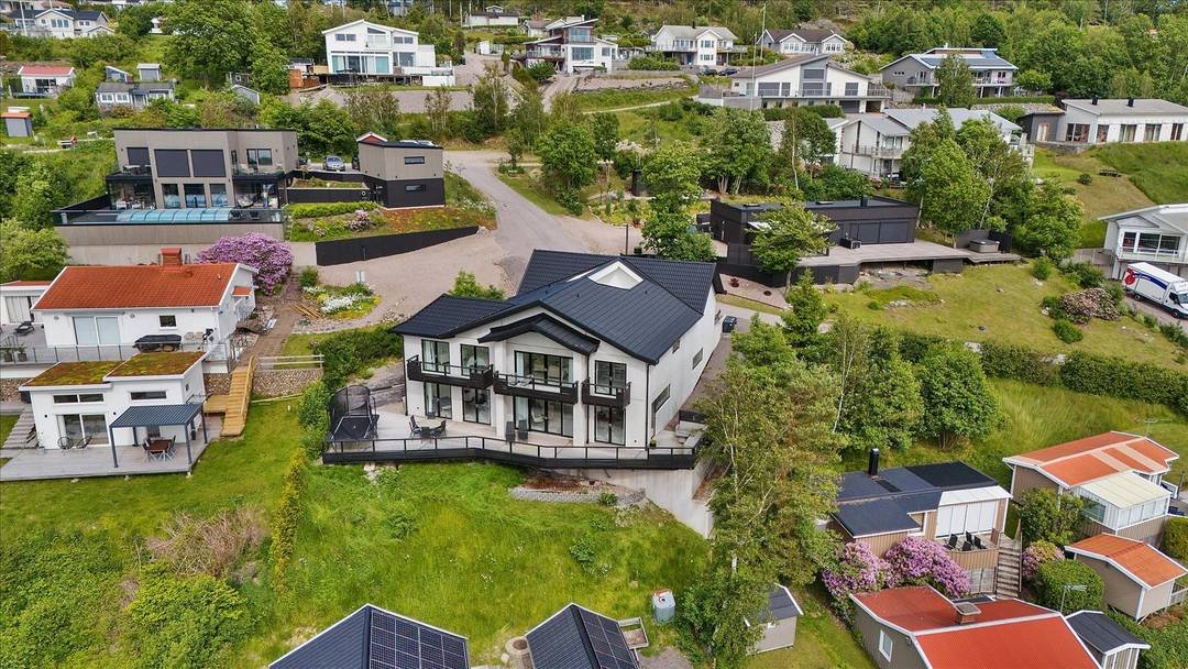 Villa/Hus, 8 rooms, 320 sqm, Uddevalla