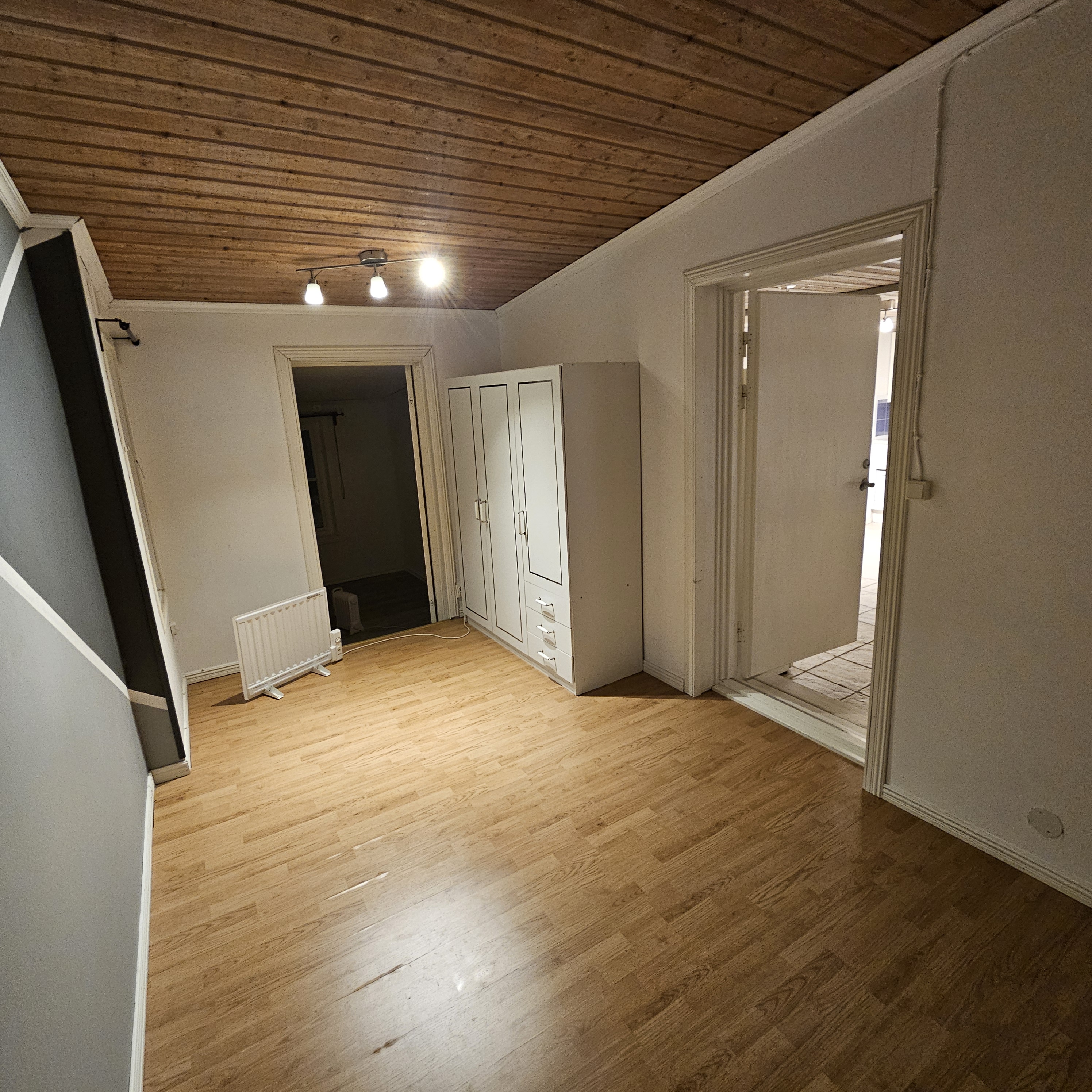 Almungevägen, Almunge — photo 2