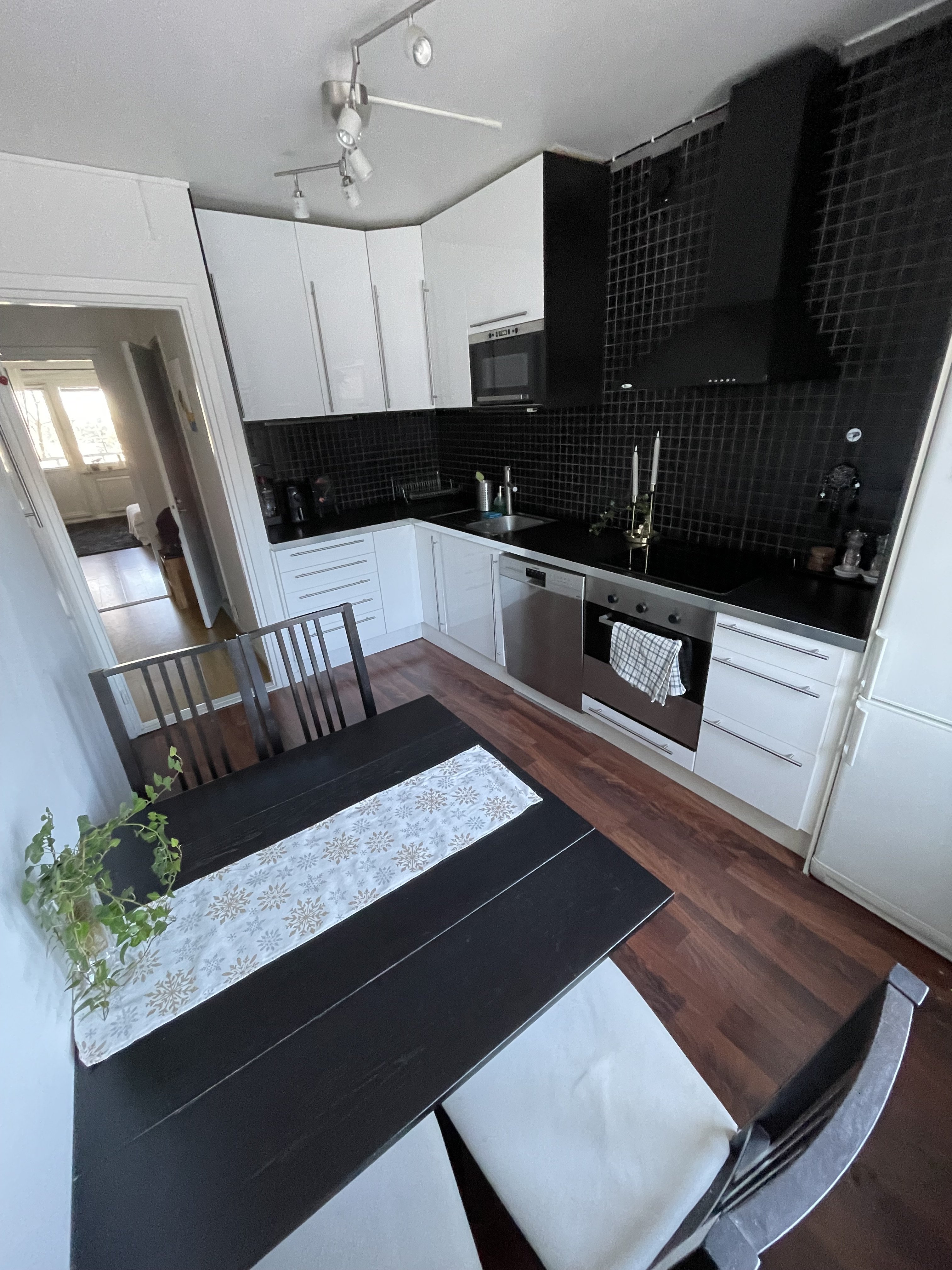 1 rum och kök, Farsta, 9 439 kr/mån, bild 2