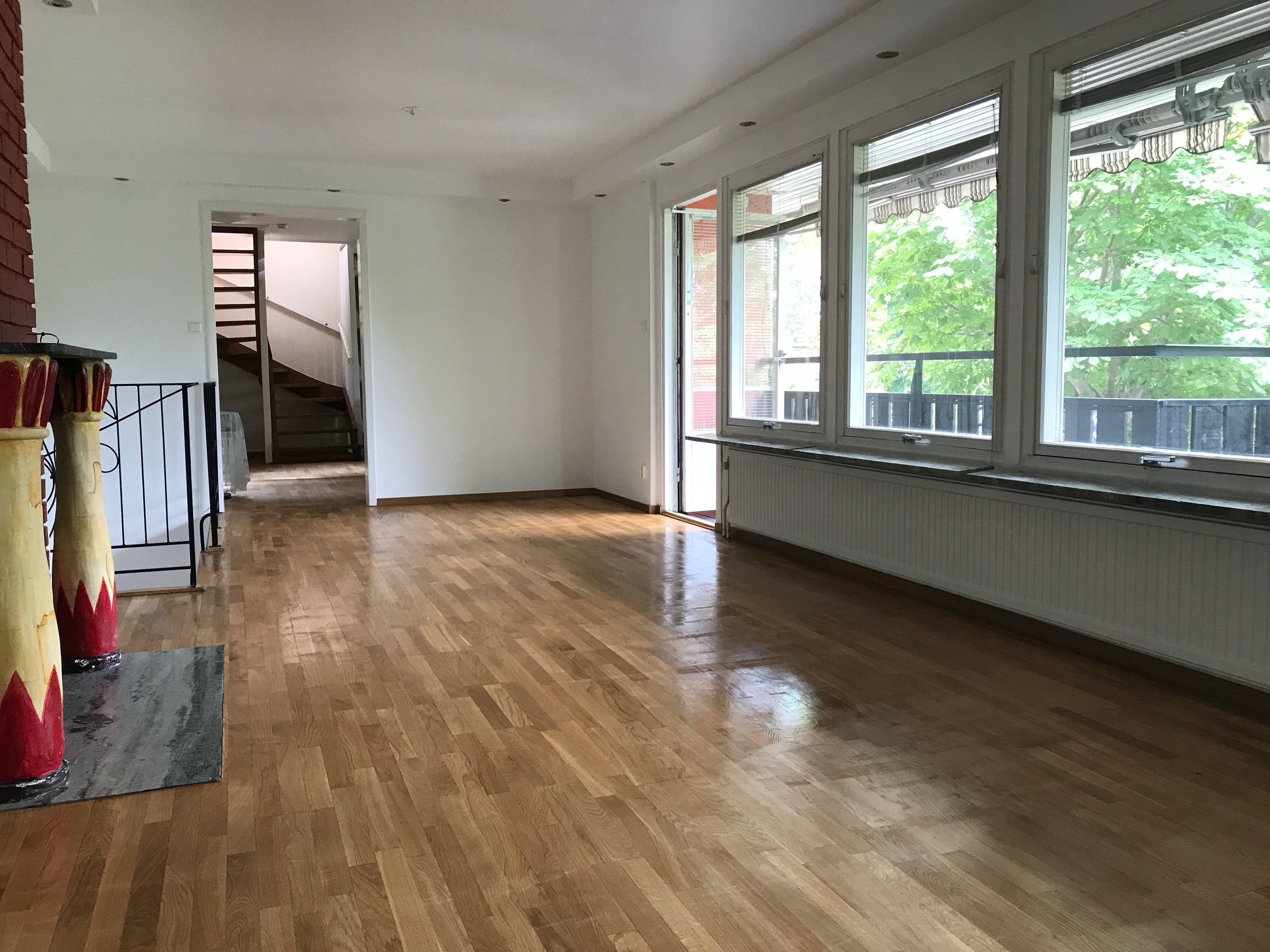 Villa/Hus, 8 rum, 270 kvm, älvsjö