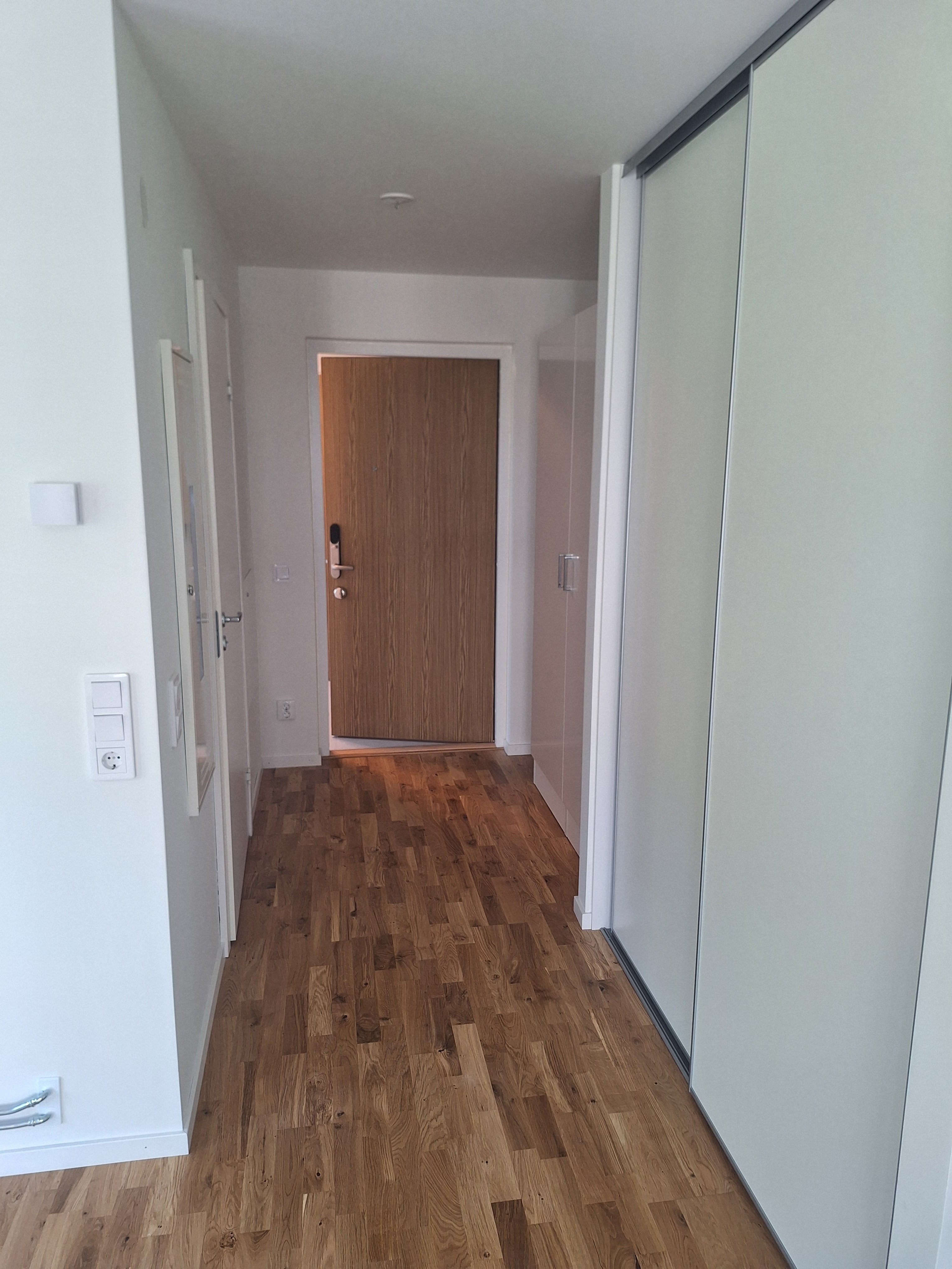 1 rum och kök, Farsta — 9 900 kr/mån — bild 5