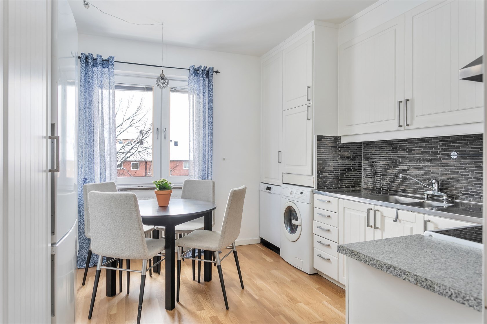 1 rok · 37 m² i Järfälla – bild 6
