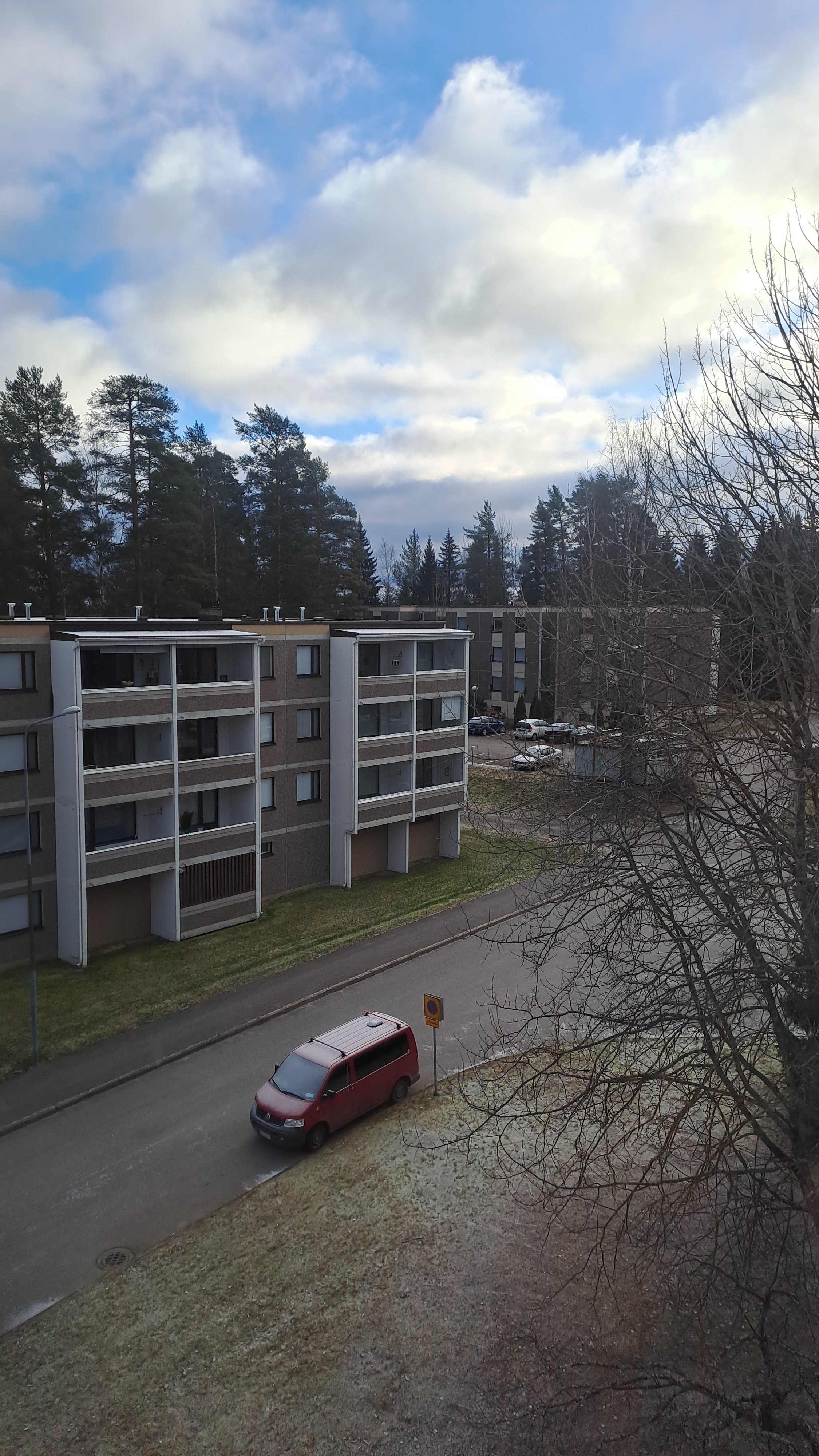 Rauhallinen yksiö hissitalon yläkerrassa (Varattu) 4