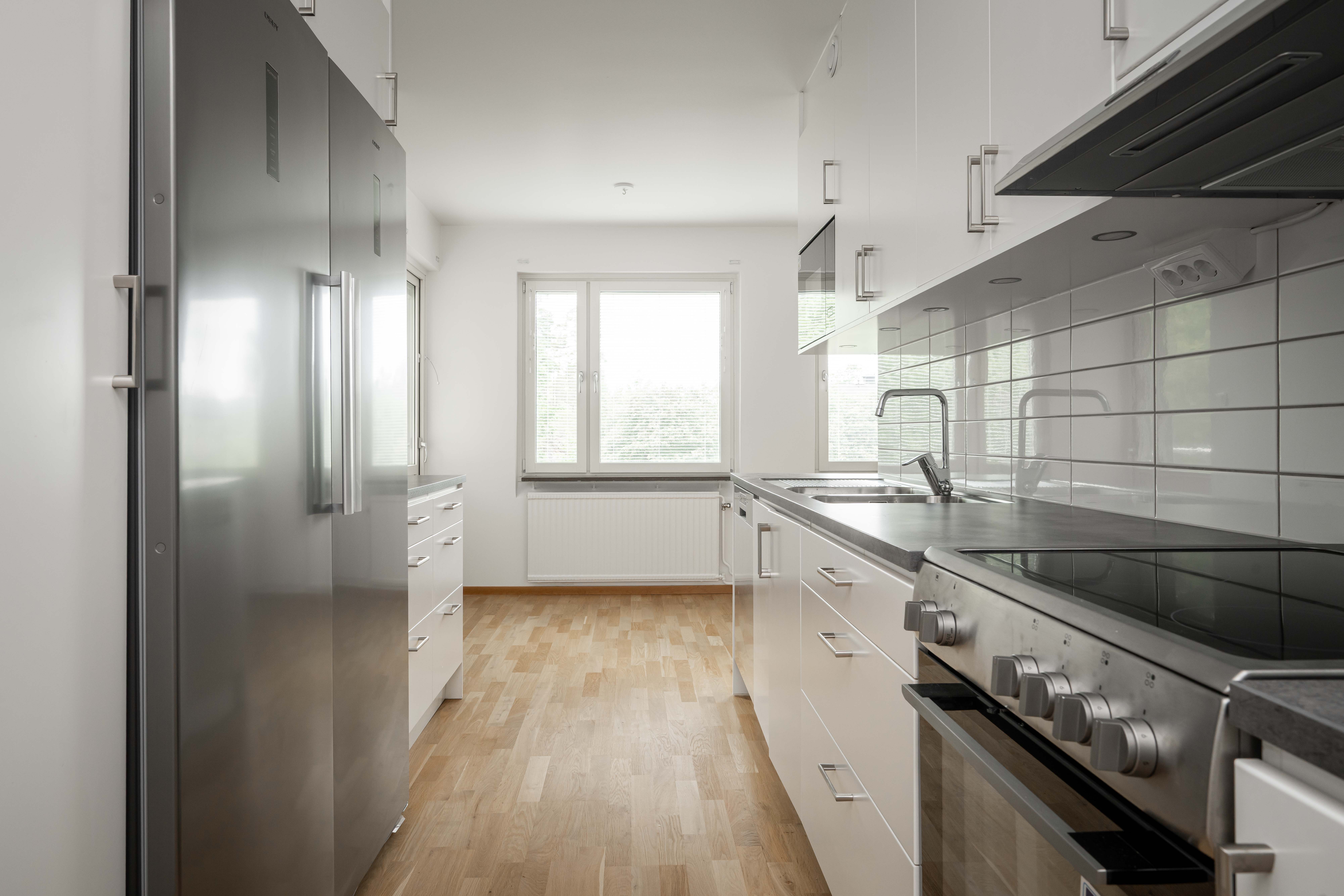 Lägenhet, 3 rooms, 80 sqm, Skärholmen