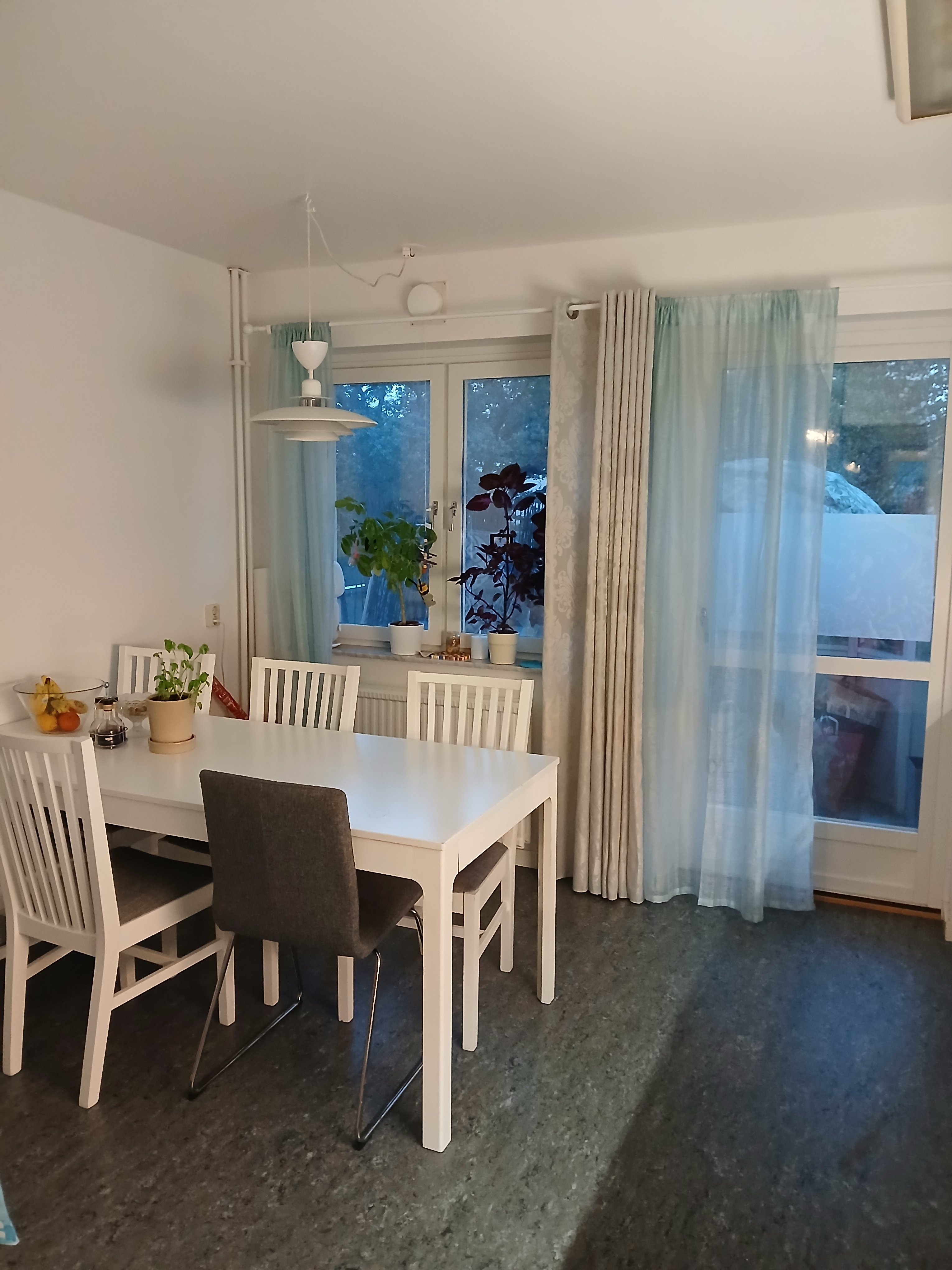 5 rum, 130 m² i Vällingby i Vällingby — bild 1 av 9