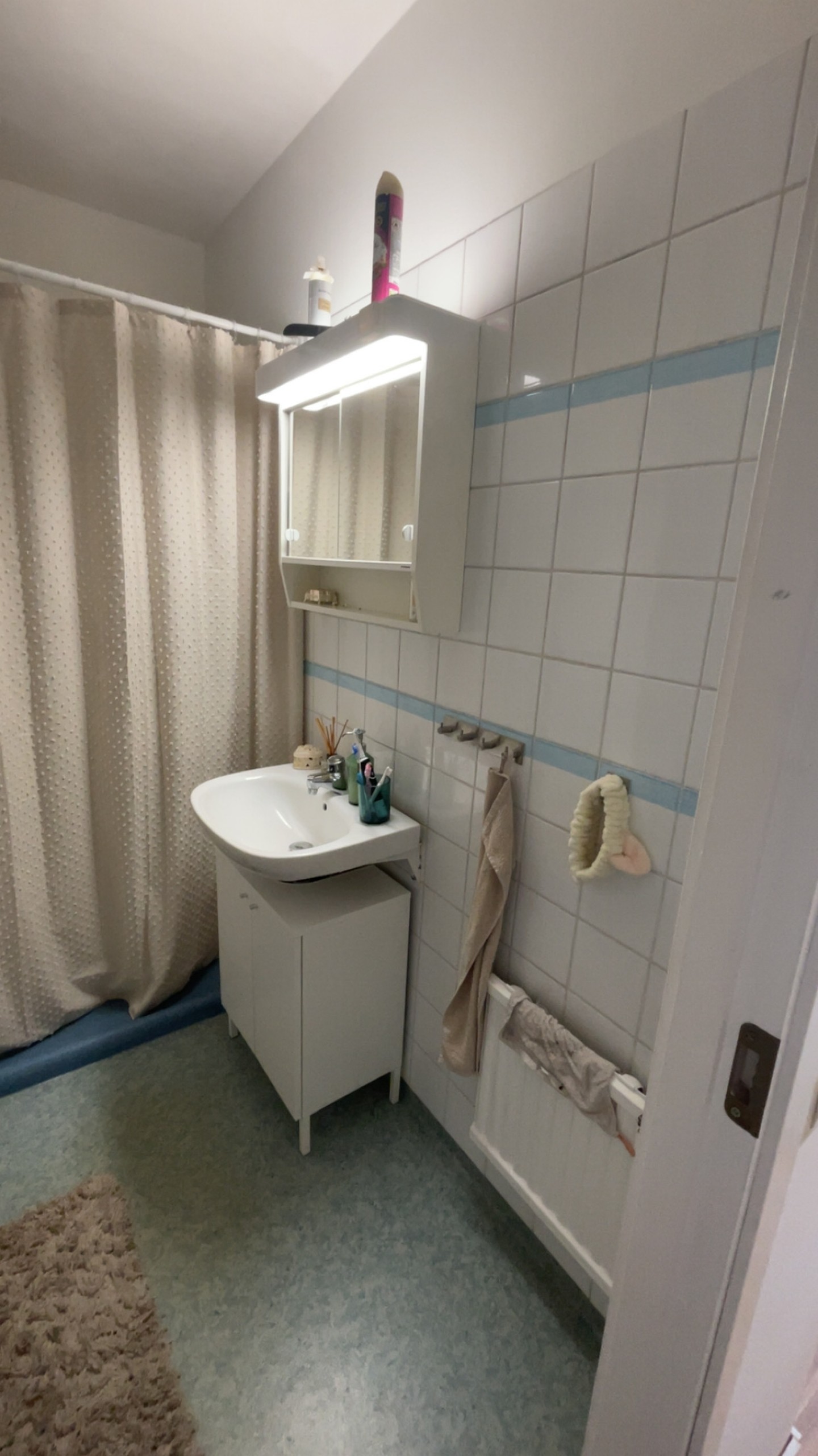 Västra Järnvägsgatan 16