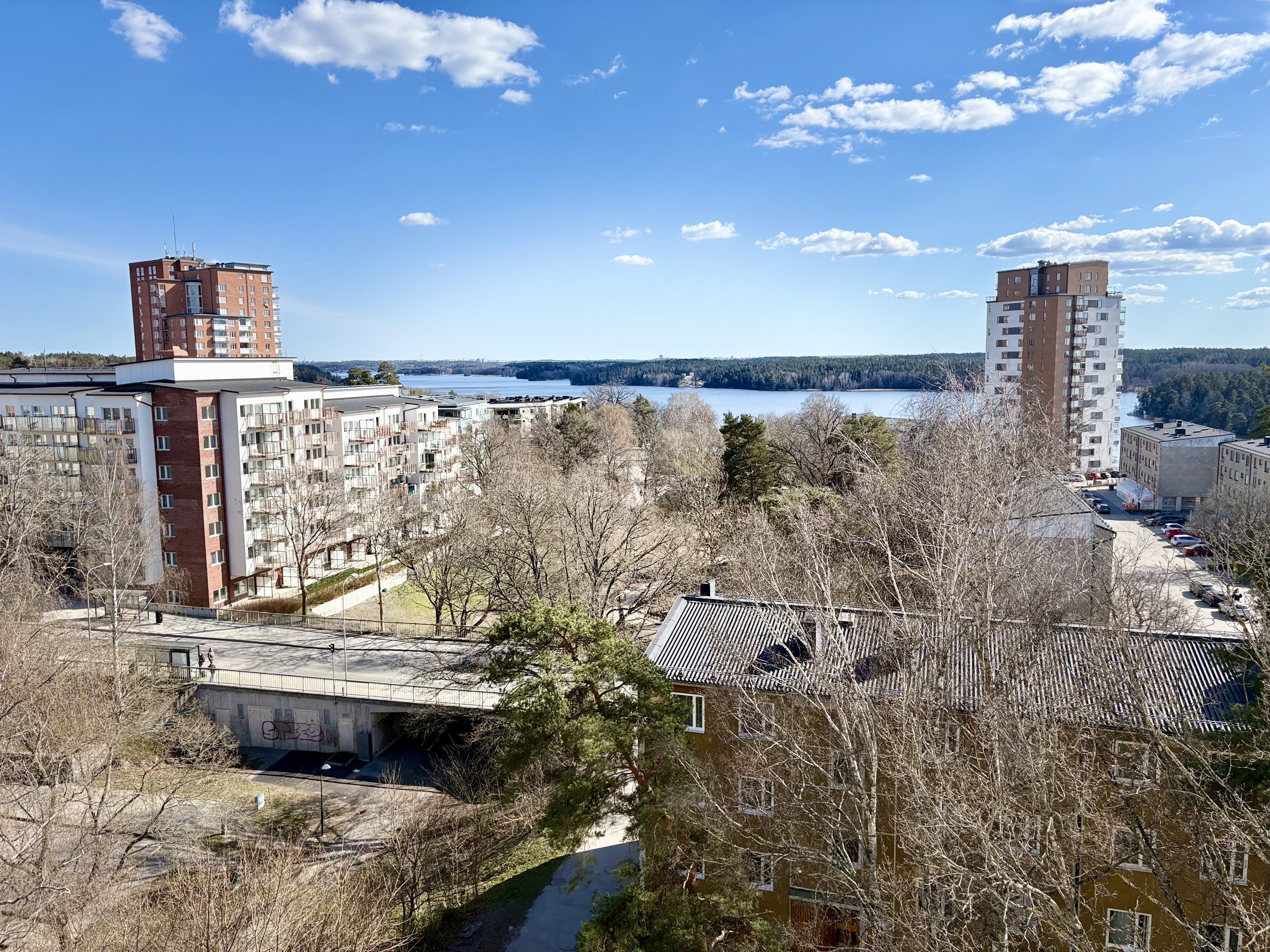 Spiralbacken, Hässelby — photo 4