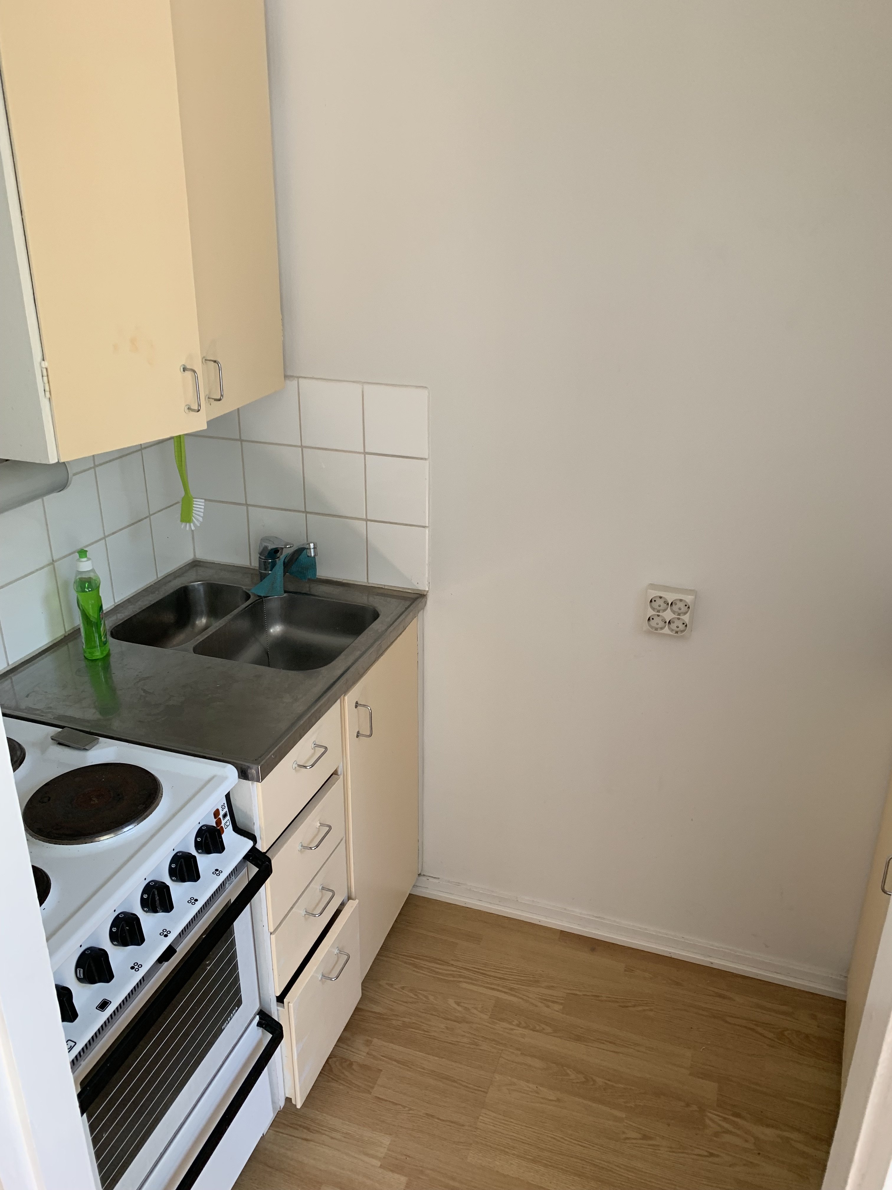 Rauhalliselle sijainnilla toimiva koti 3