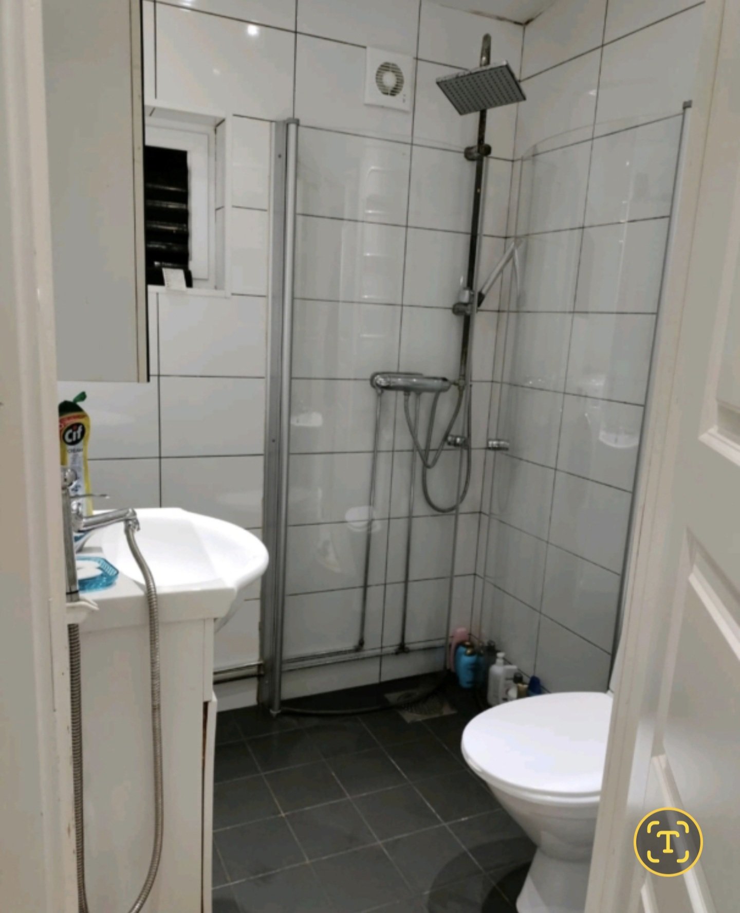 Nitaregatan, Västra Frölunda — photo 5