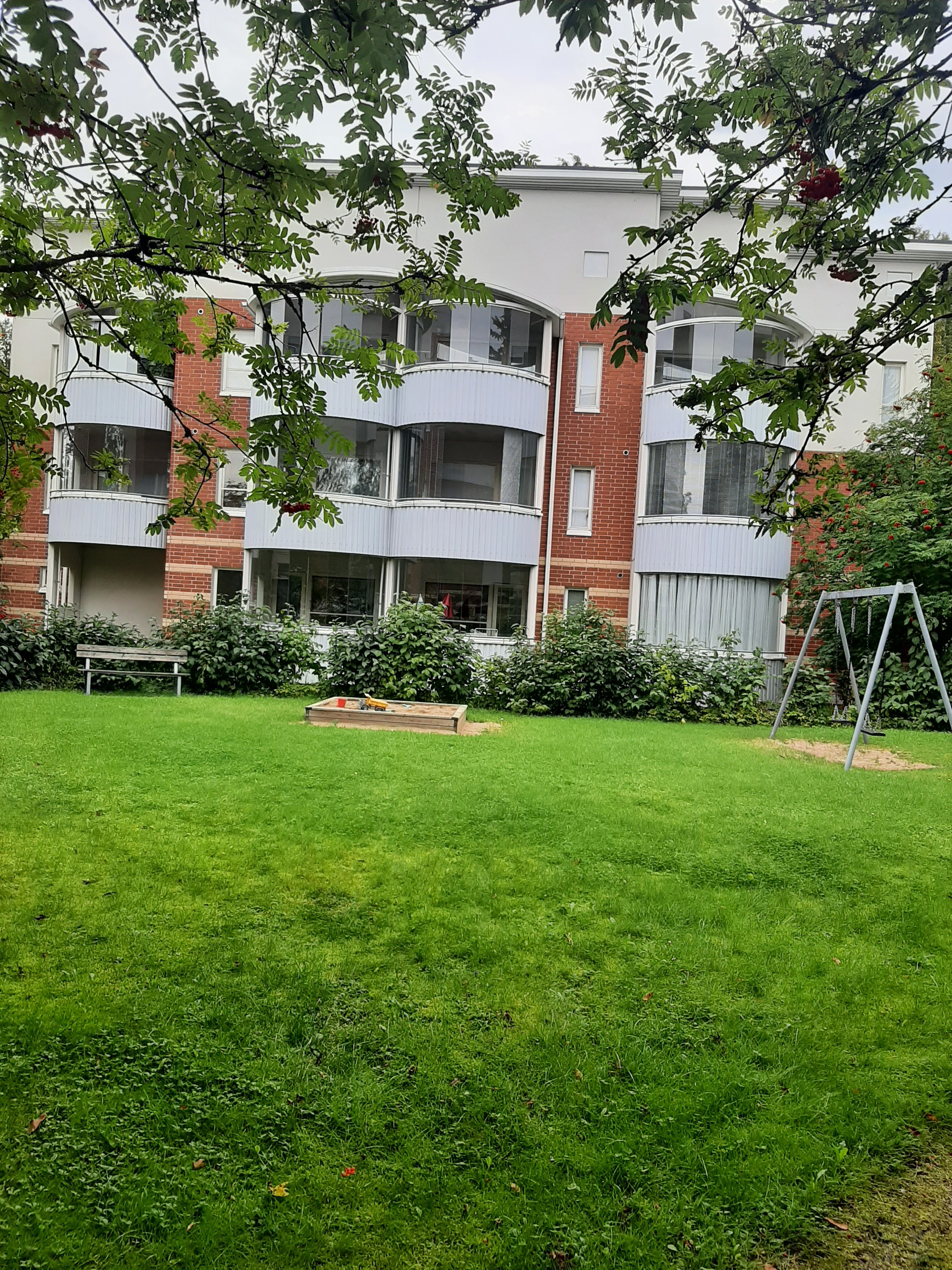 Linnainmaalla yksiö saunalla ja isolla parvekkeella 33m2 1