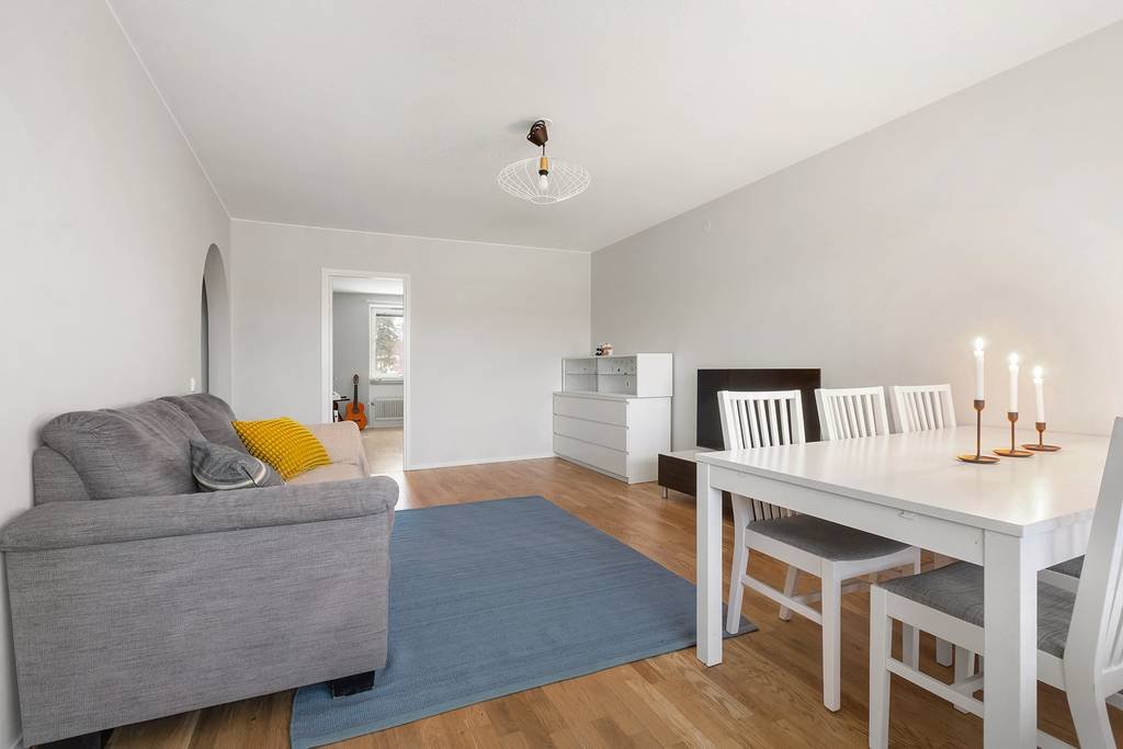 Lägenhet, 4 rooms, 92 sqm, Upplands Väsby