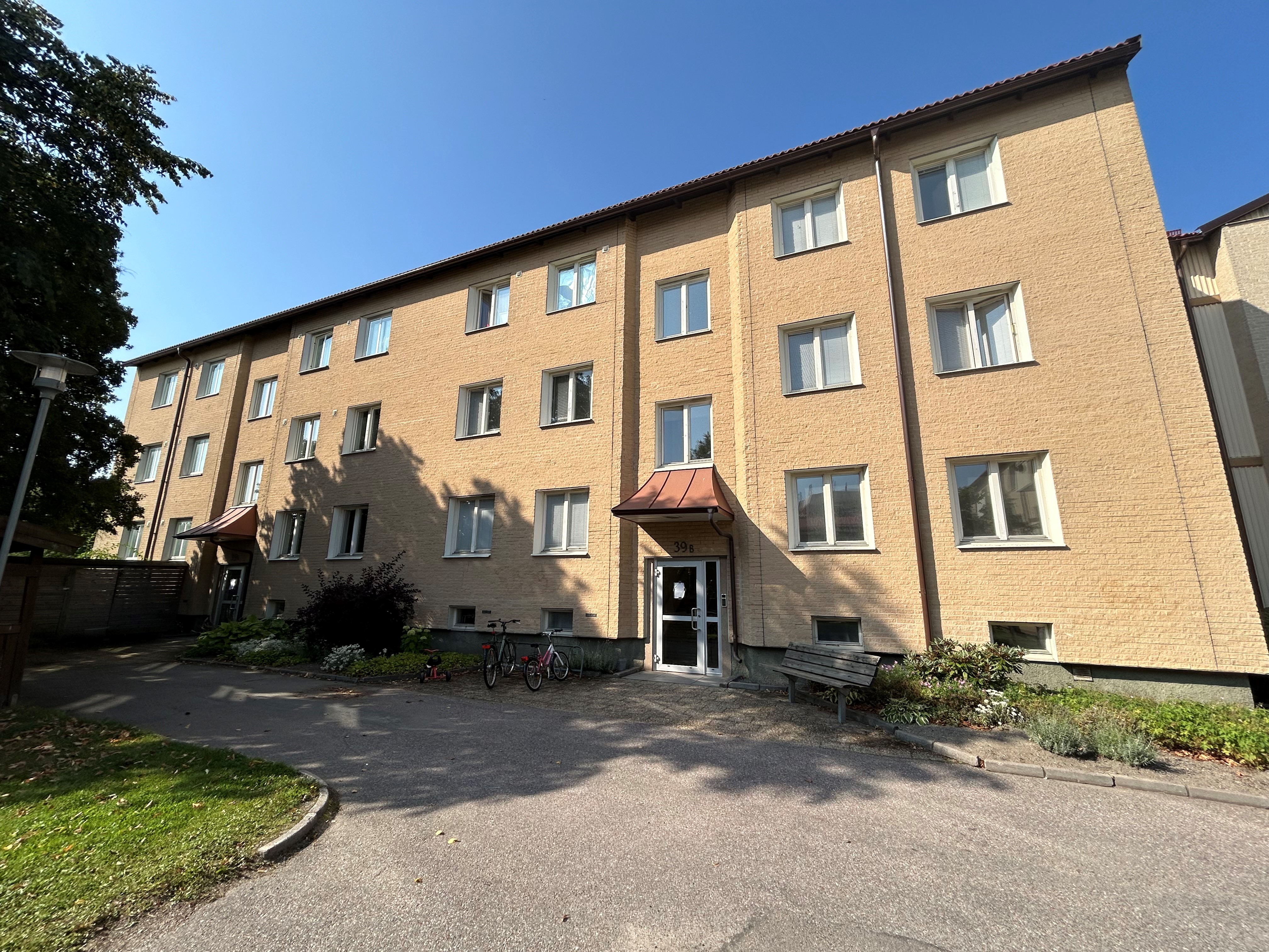 Emausgatan 39 D