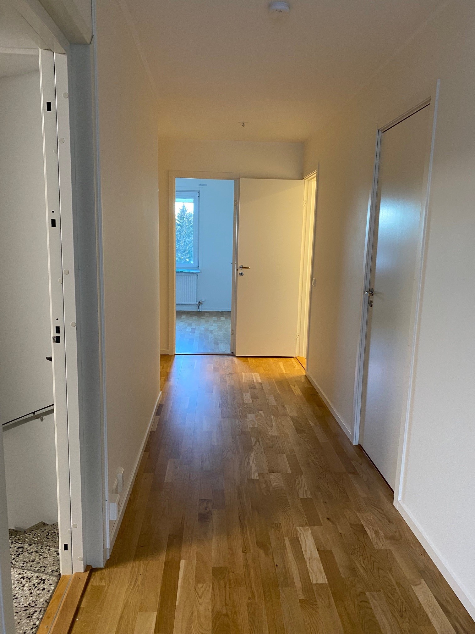 Lägenhet – Upplands Väsby, Väsbyskogen, Stora Wäsby - Bild 4