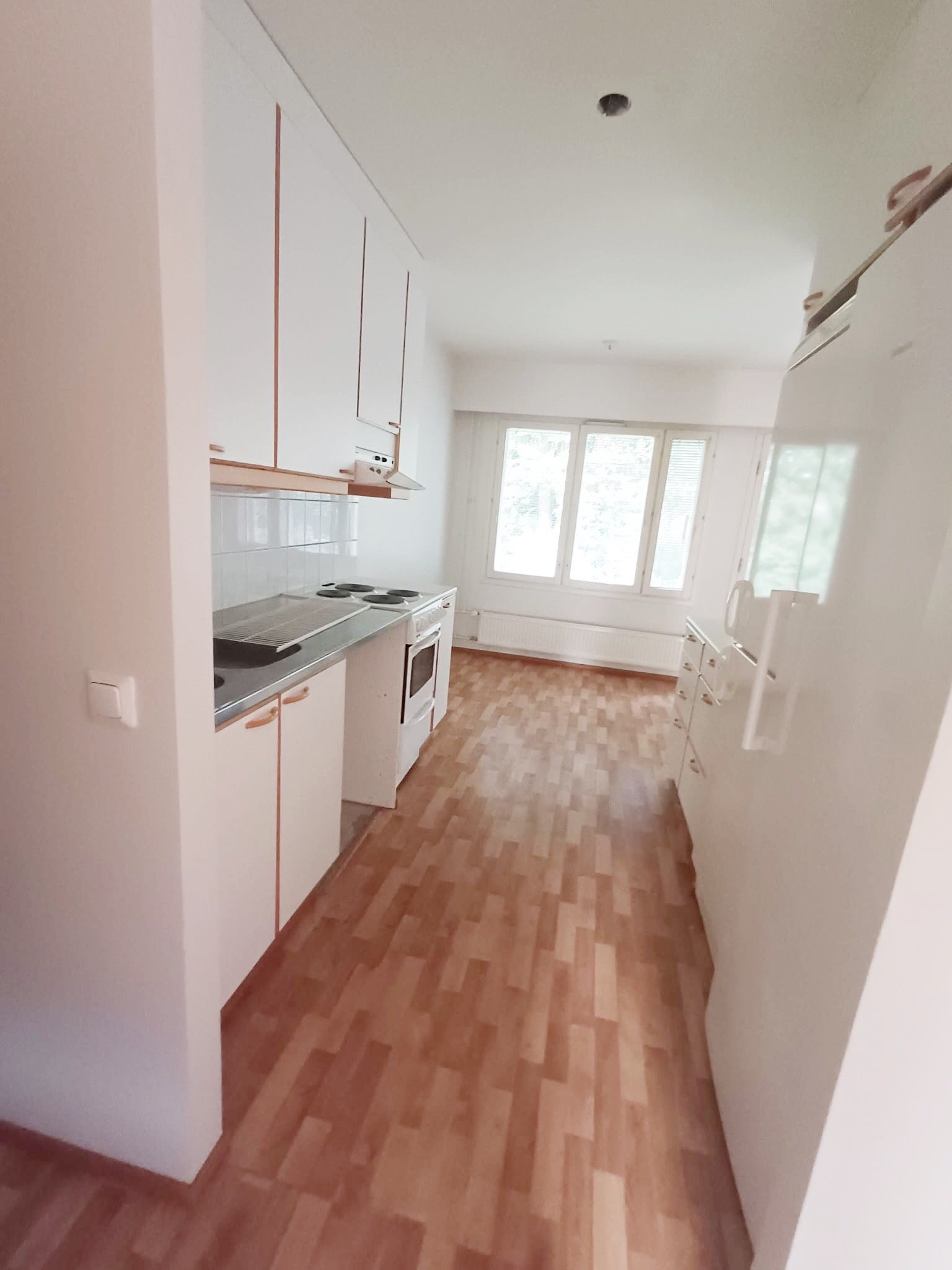 Heti vapaa siistikunt. rivitalokolmio Hamina Kotisaari. 4