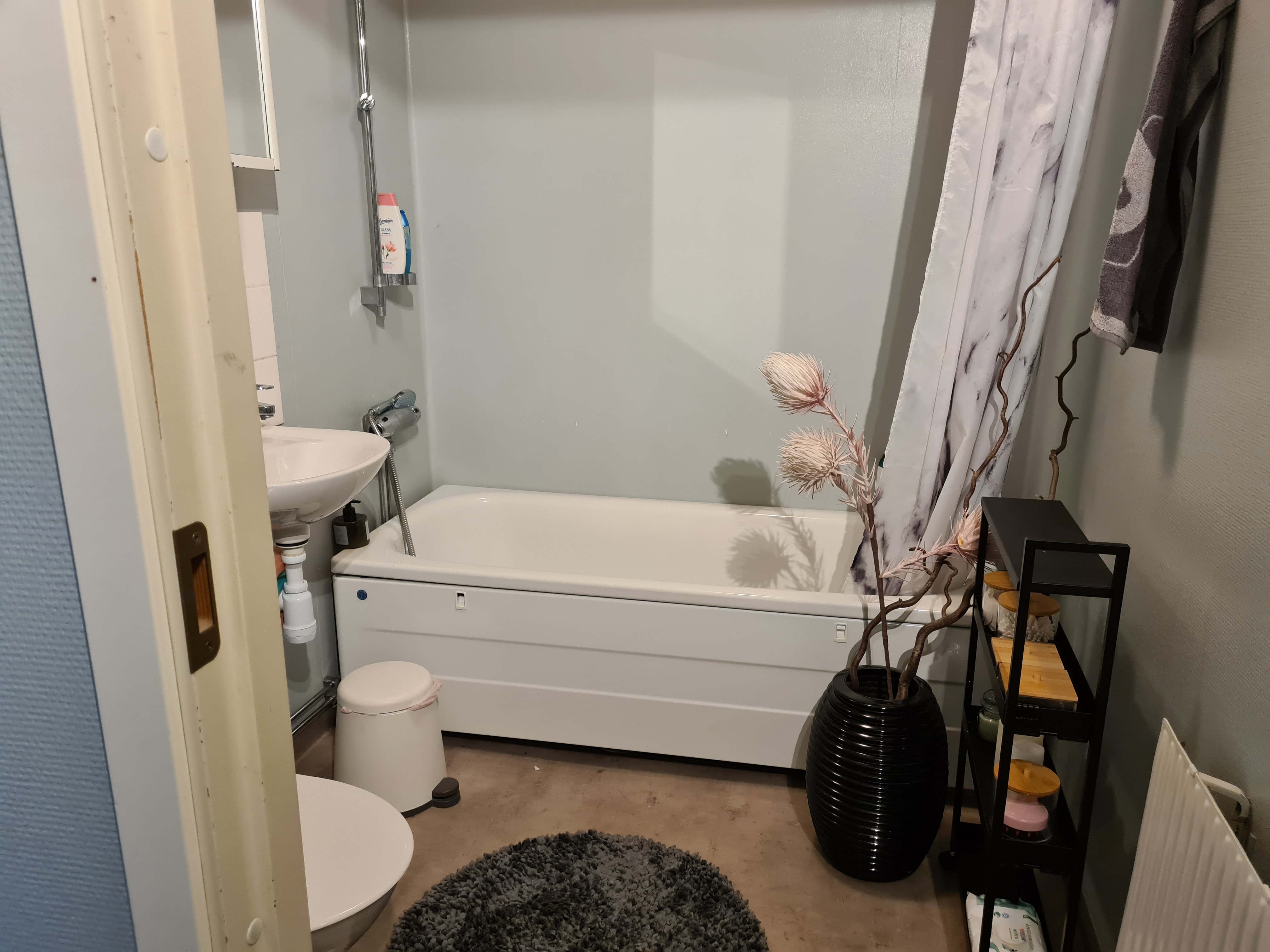 Lägenhet – Umeå, Öbacka, Öst på stan - Bild 3