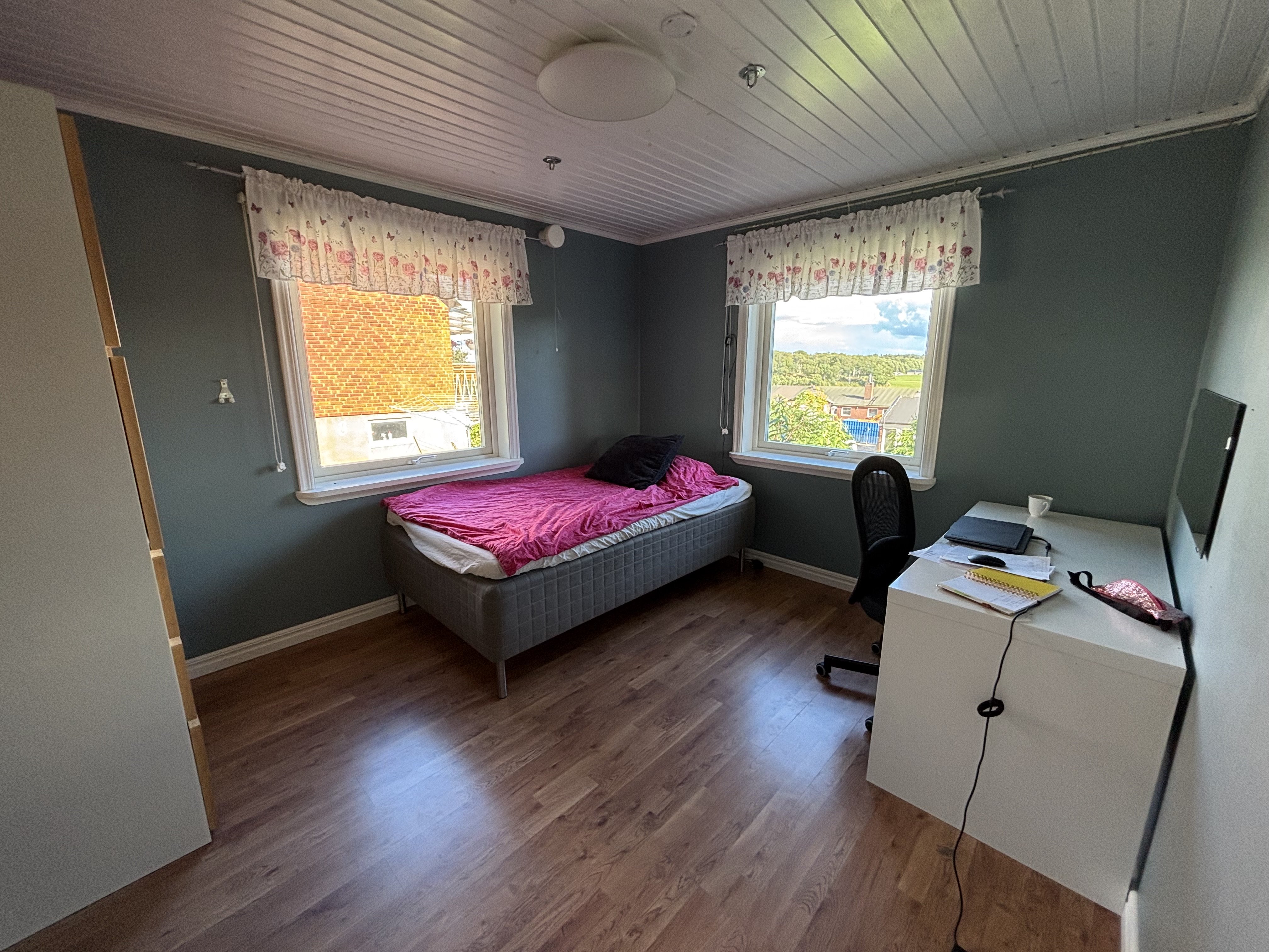 Hus – Diseröd, Övergård - Fler