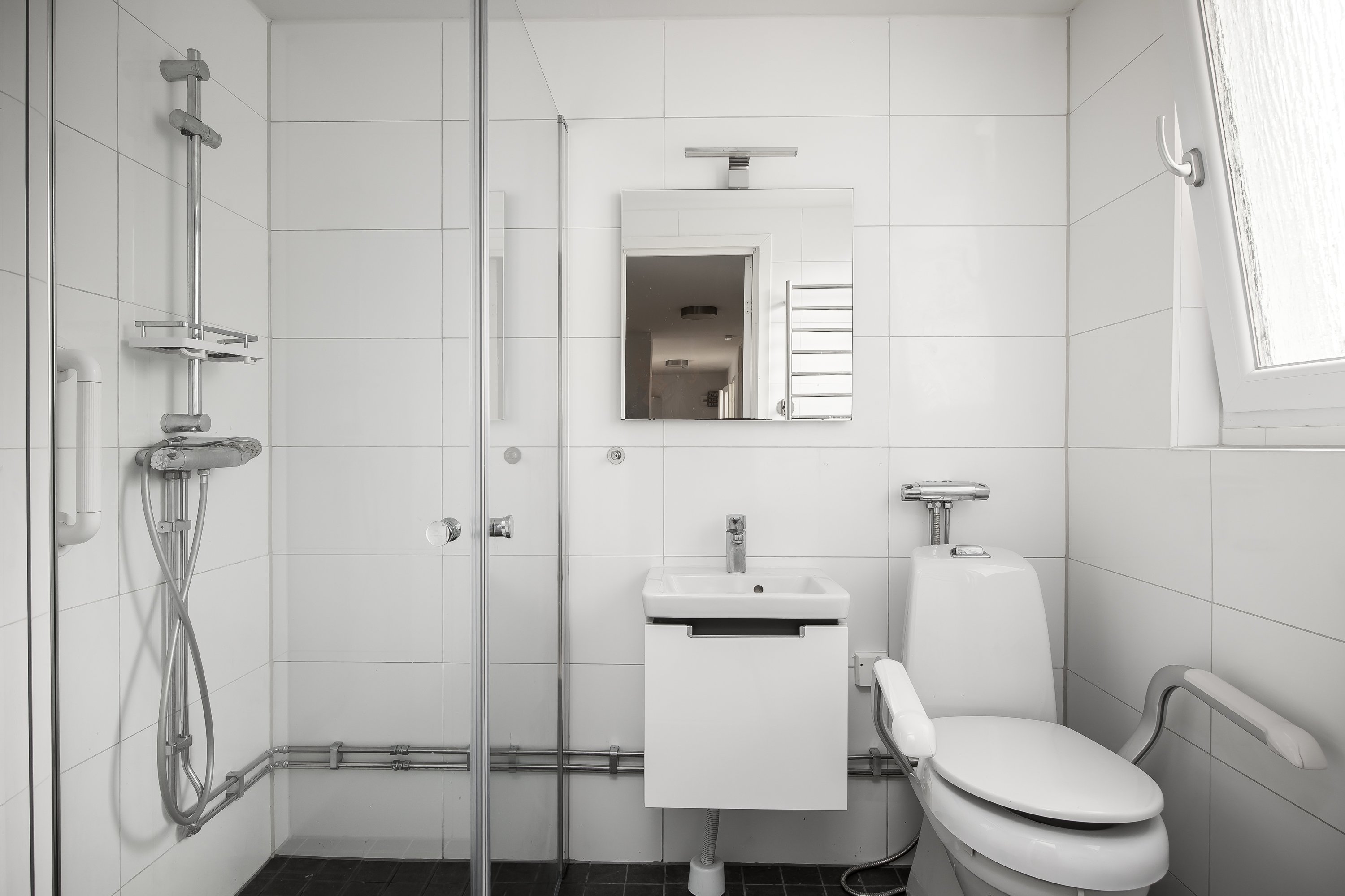 Vårbergsvägen, Skärholmen — photo 3