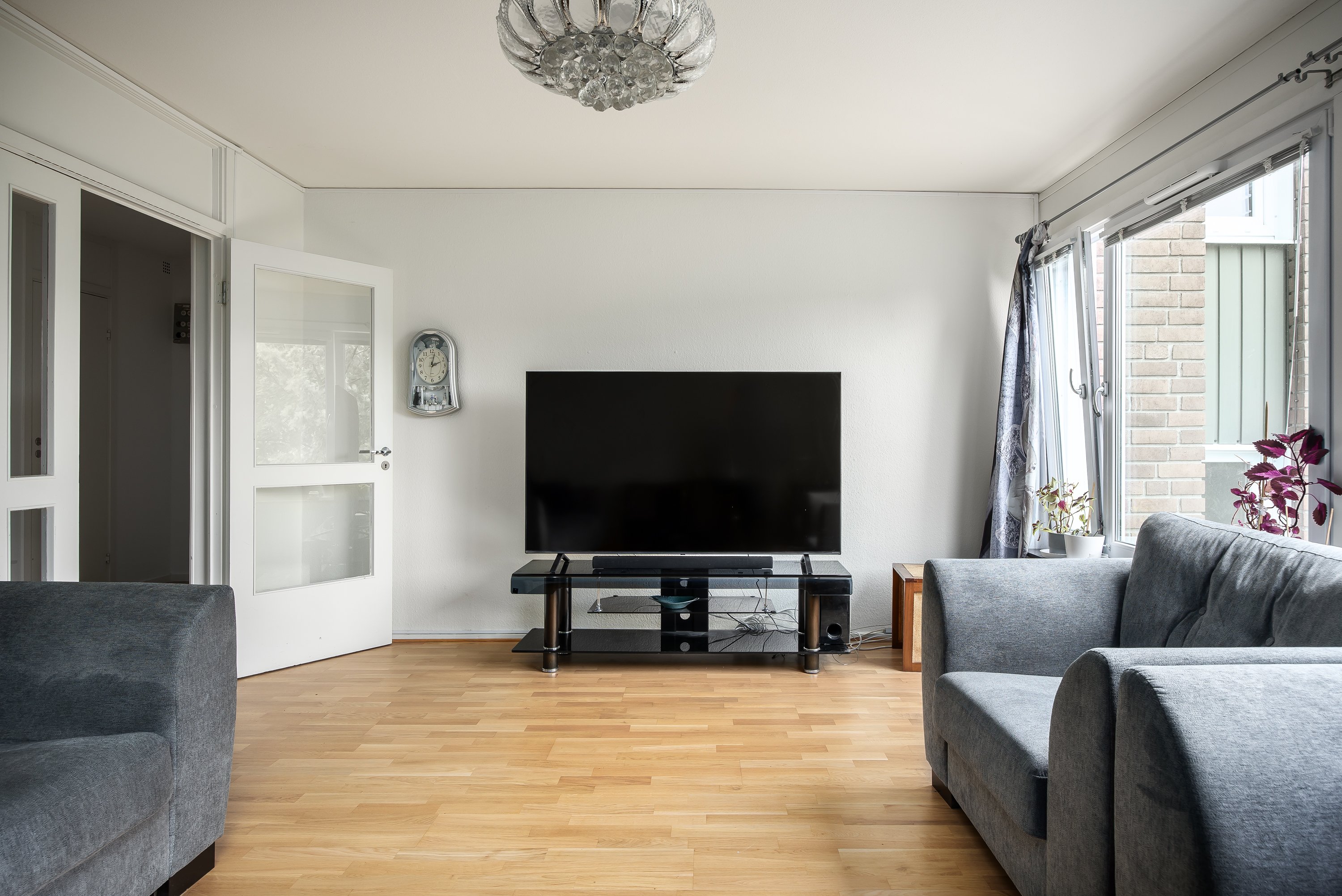 Vårbergsvägen, Skärholmen — photo 2