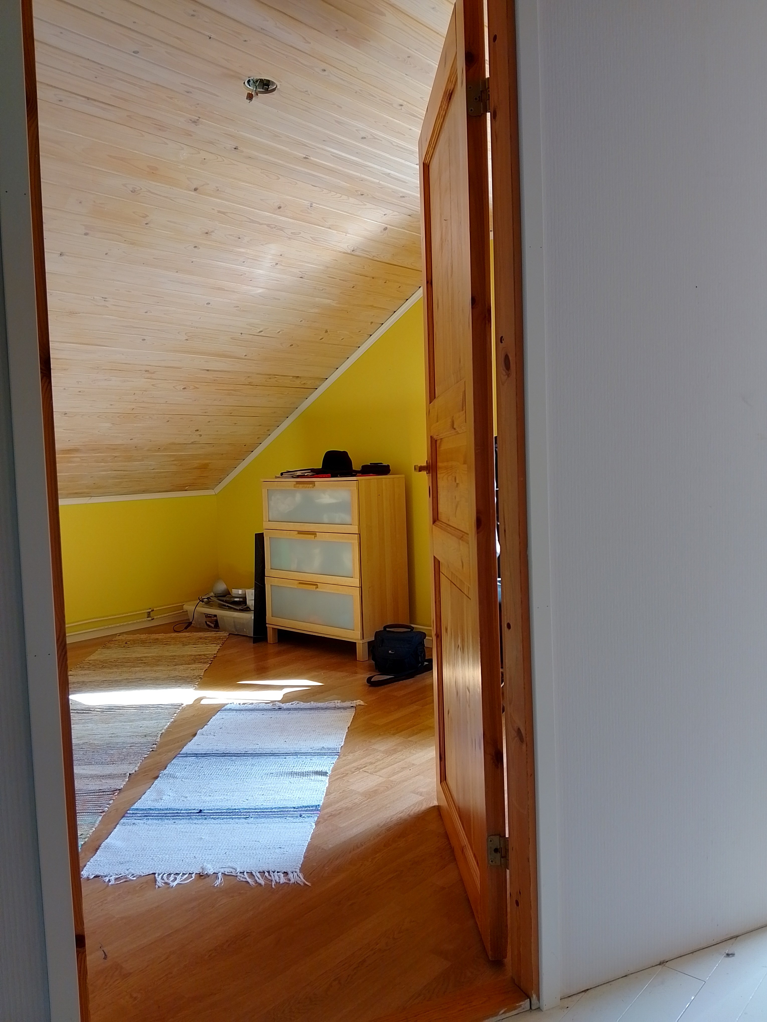Vuokrataan/Myydään kaunis rintamamiestalo Iisalmessa Pielavedentien varressa 2