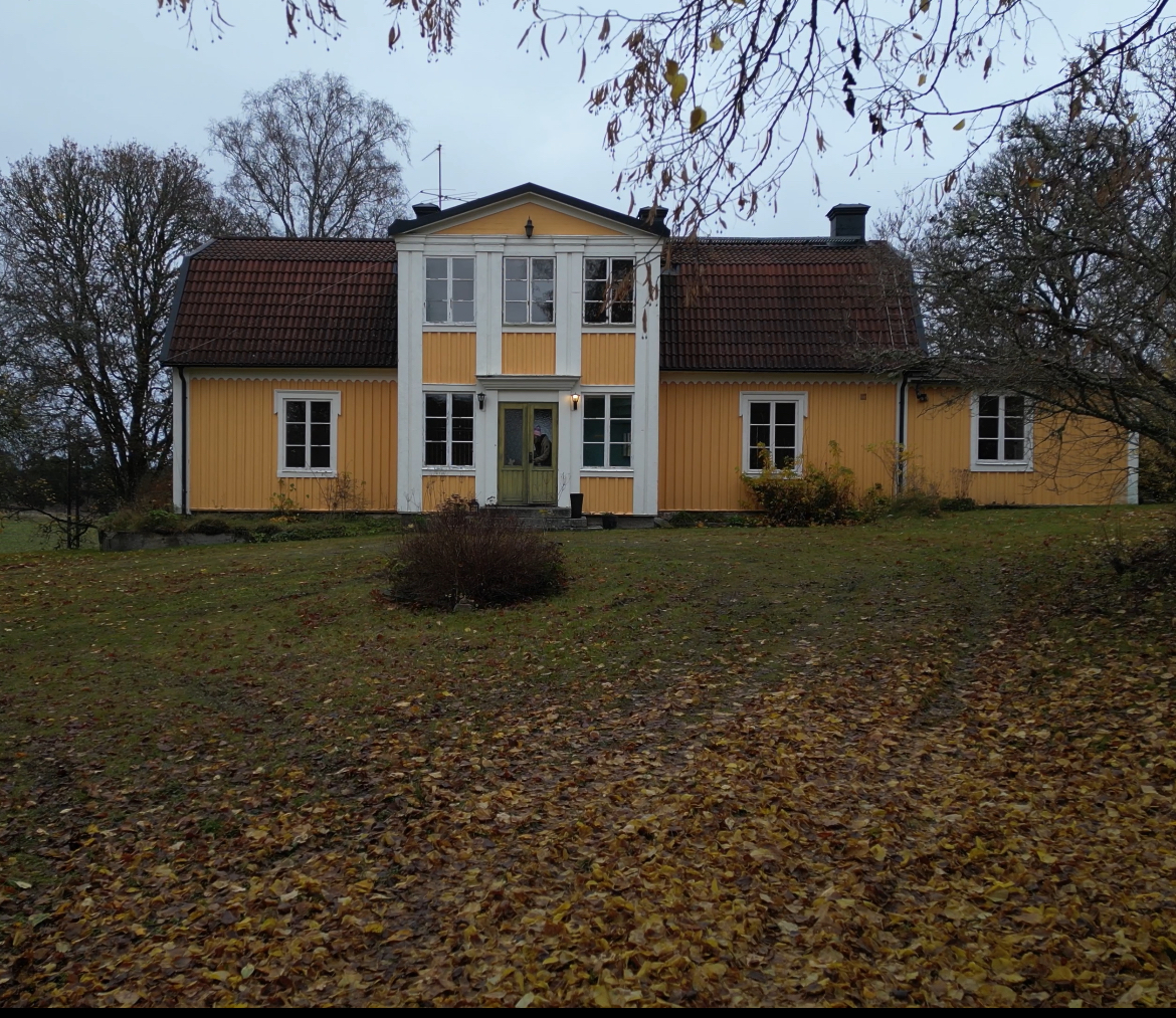 Villa/Hus, 9 rooms, 300 sqm, Bro