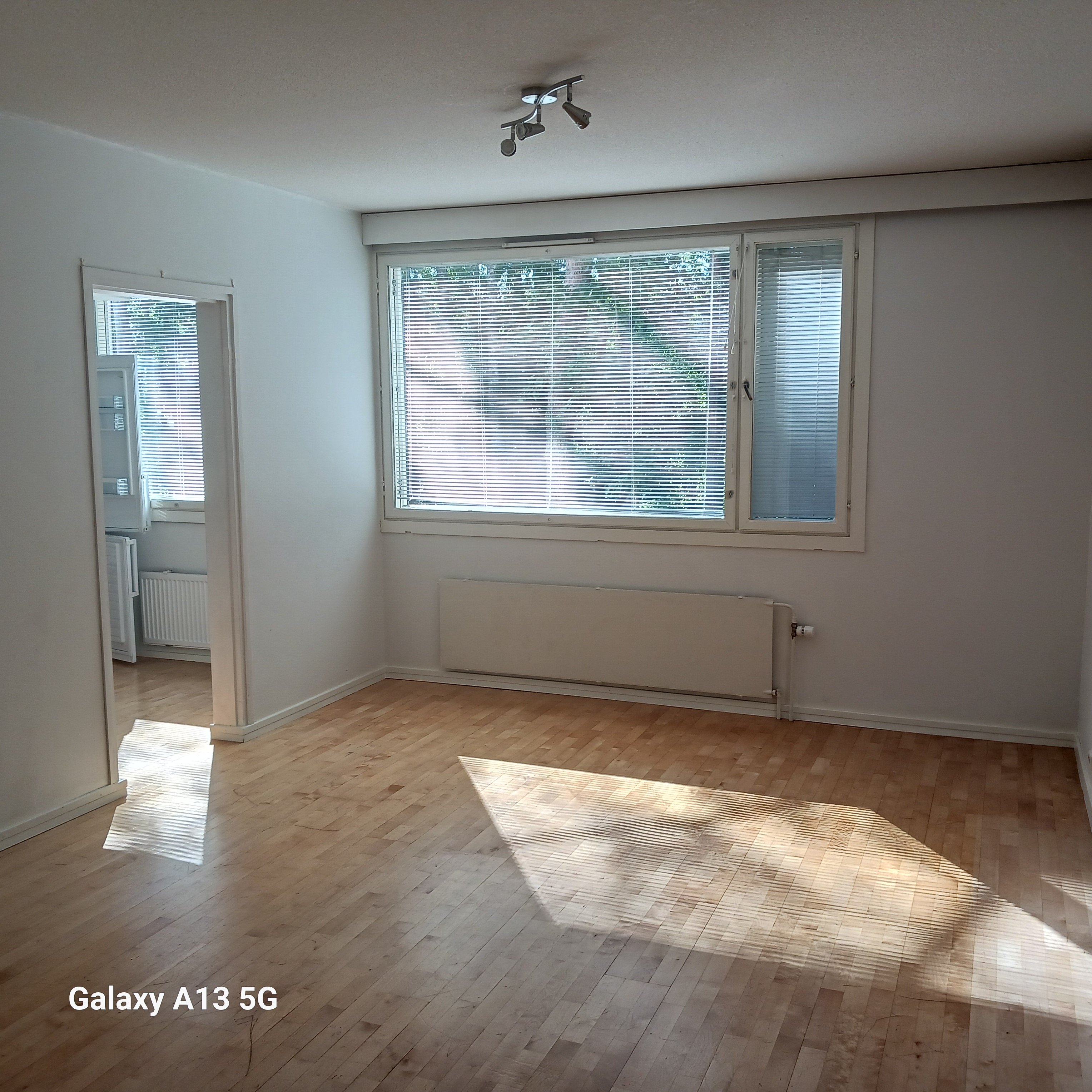 Yksiö saratie 1